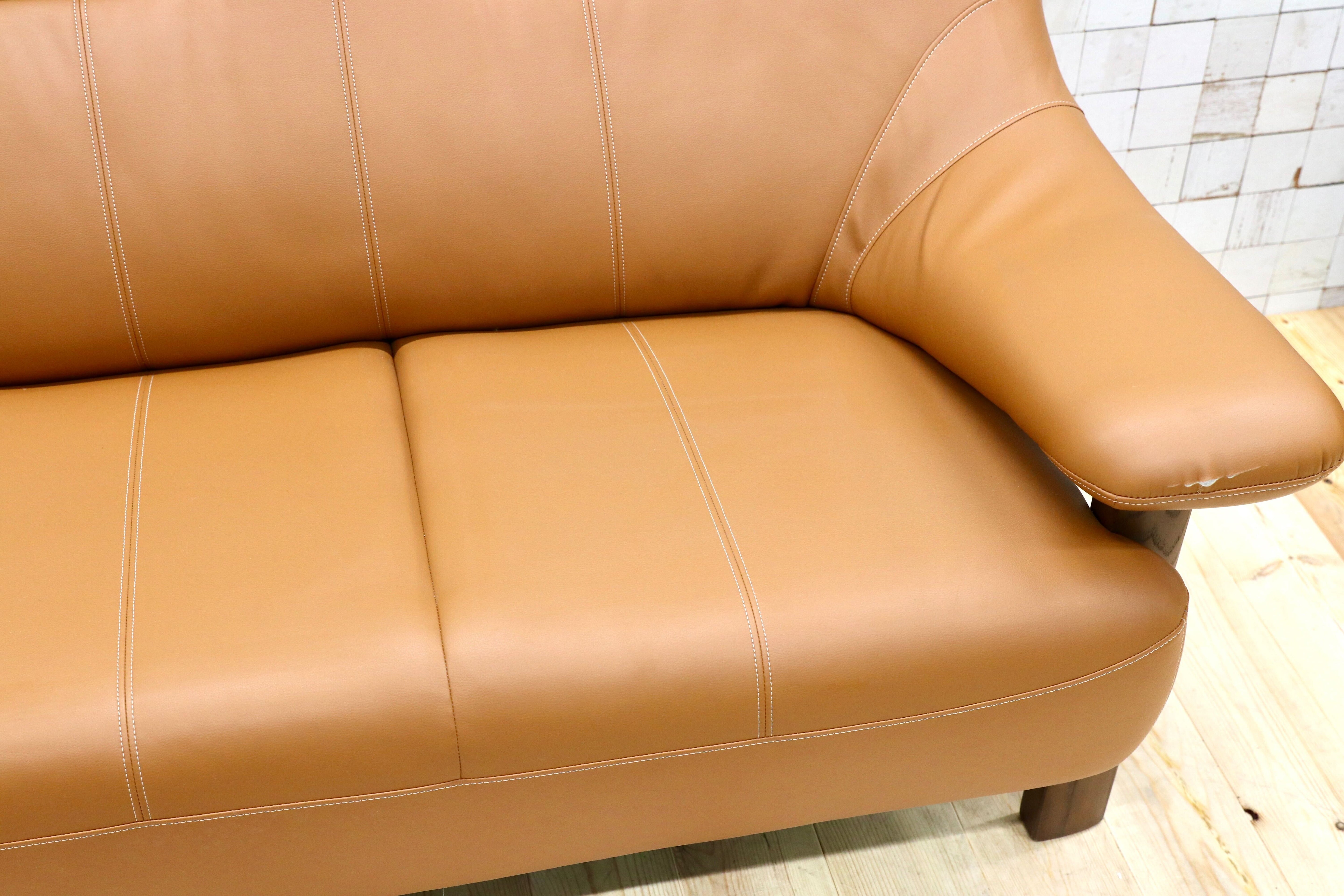 GMFK776○アサヒ木工 / 朝日 VARIE バリエ 3人掛けソファ トリプルソファ ソフトレザー アッシュ材 定価25.7万 展示B品