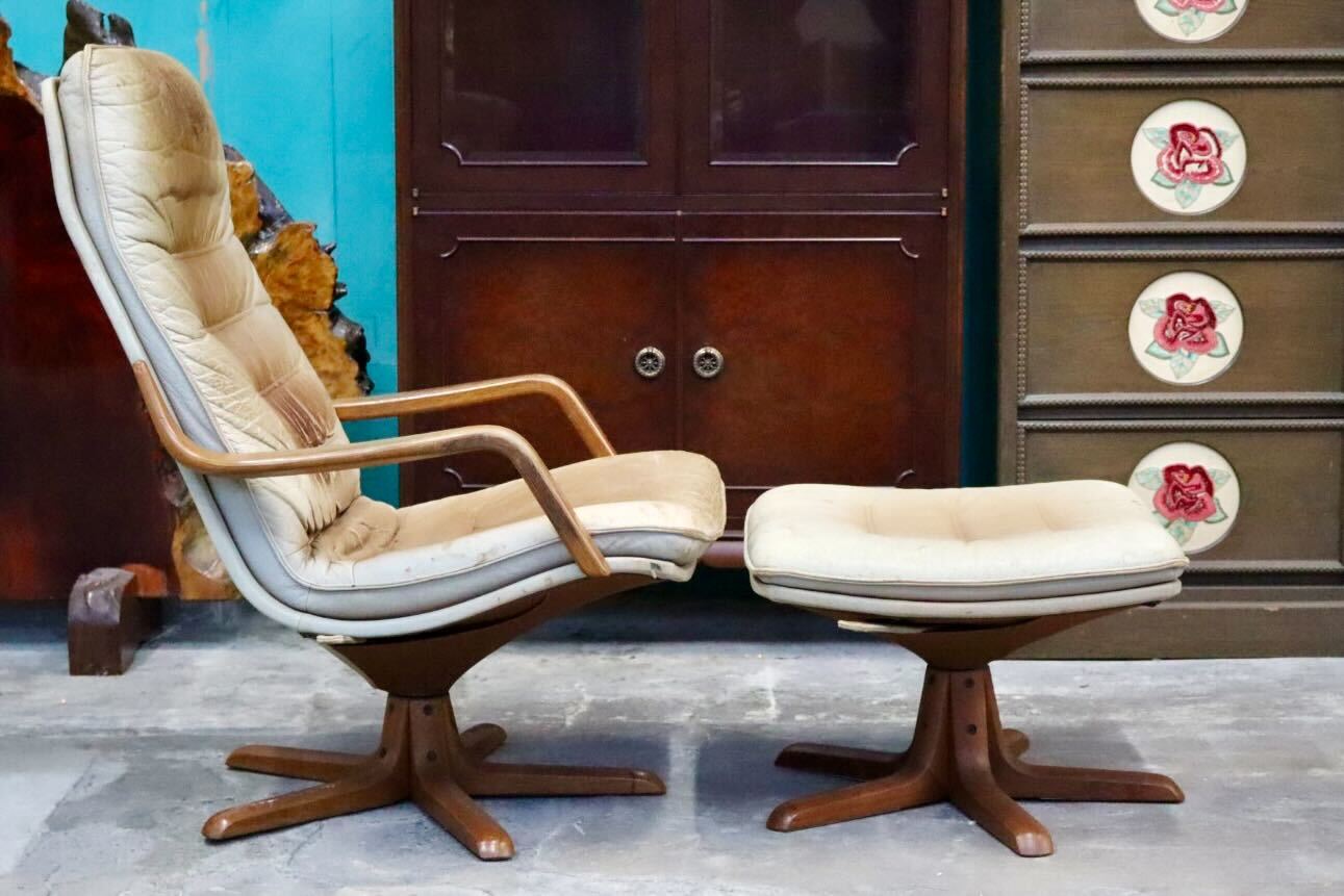 GMIK698○BERG Furniture / ベルグファニチャー 1人掛けソファ ラウンジチェア 回転式 オットマン 本革 ミッドセンチュリー デンマーク