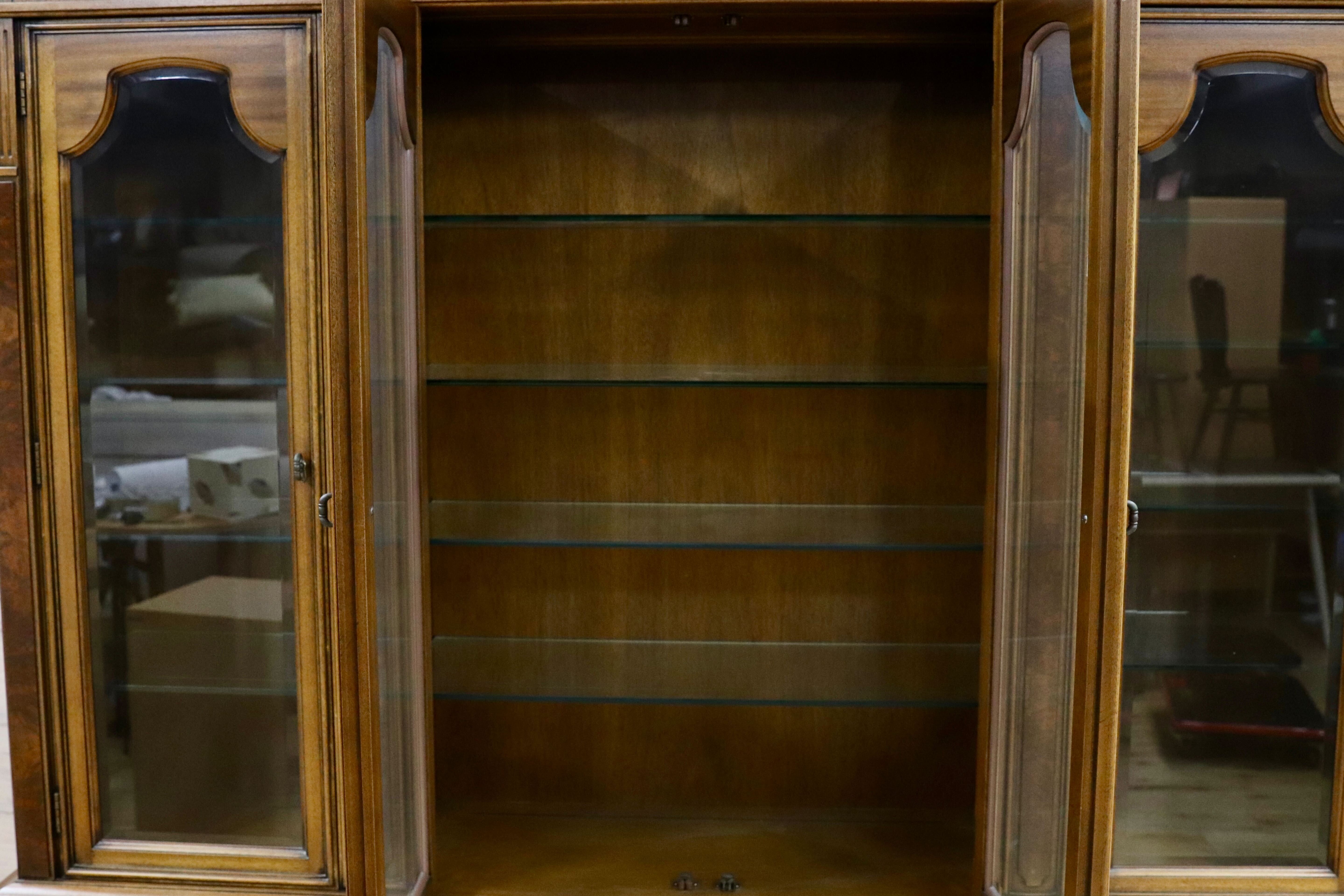 GMHK834○DREXEL HERITAGE / ドレクセルヘリテイジ フランチェスカ キャビネット 飾り棚 カップボード リビングボード 200万弱 稀少 最高級