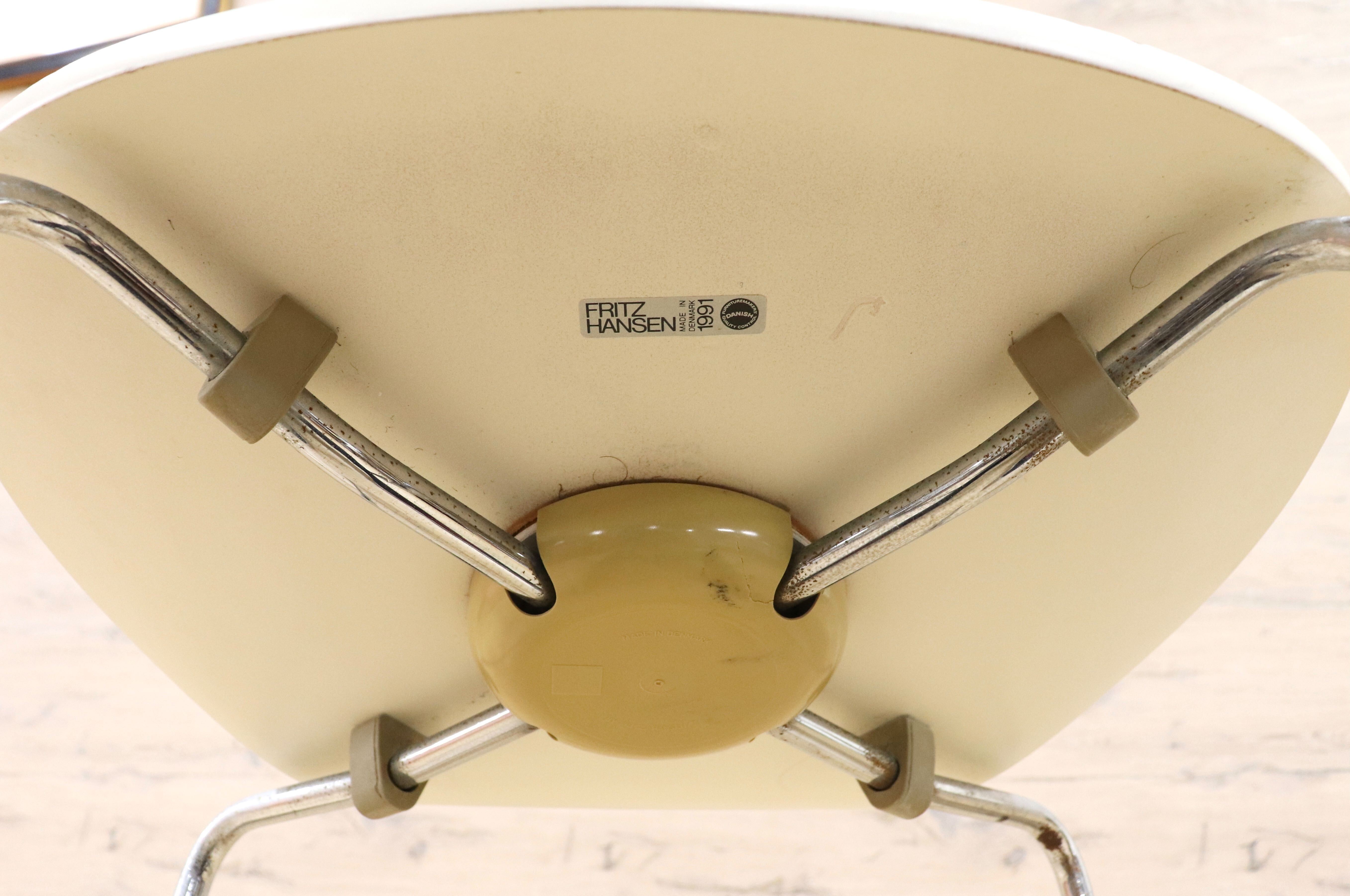GMGK513E○FRITZ HANSEN / フリッツハンセン セブンチェア ホワイト スタッキングチェア 2脚セット 北欧家具 名作 91年 ヴィンテージ