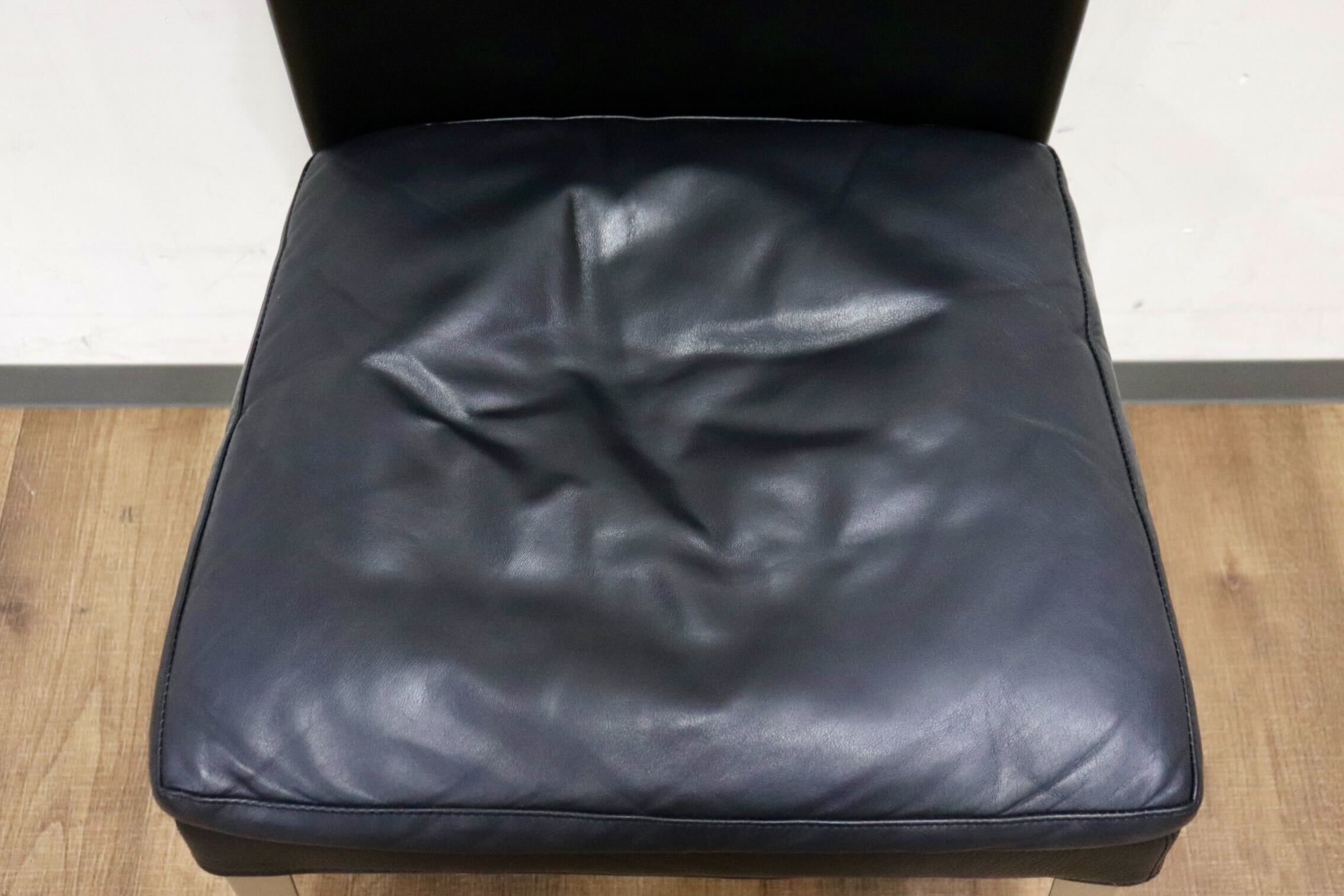 GMIK252D○B&B ITALIA MAXALTOEUNICE ダイニングチェア 椅子 レザー ブラック アントニオ・チッテリオ イタリアモダン 定価28.5万~