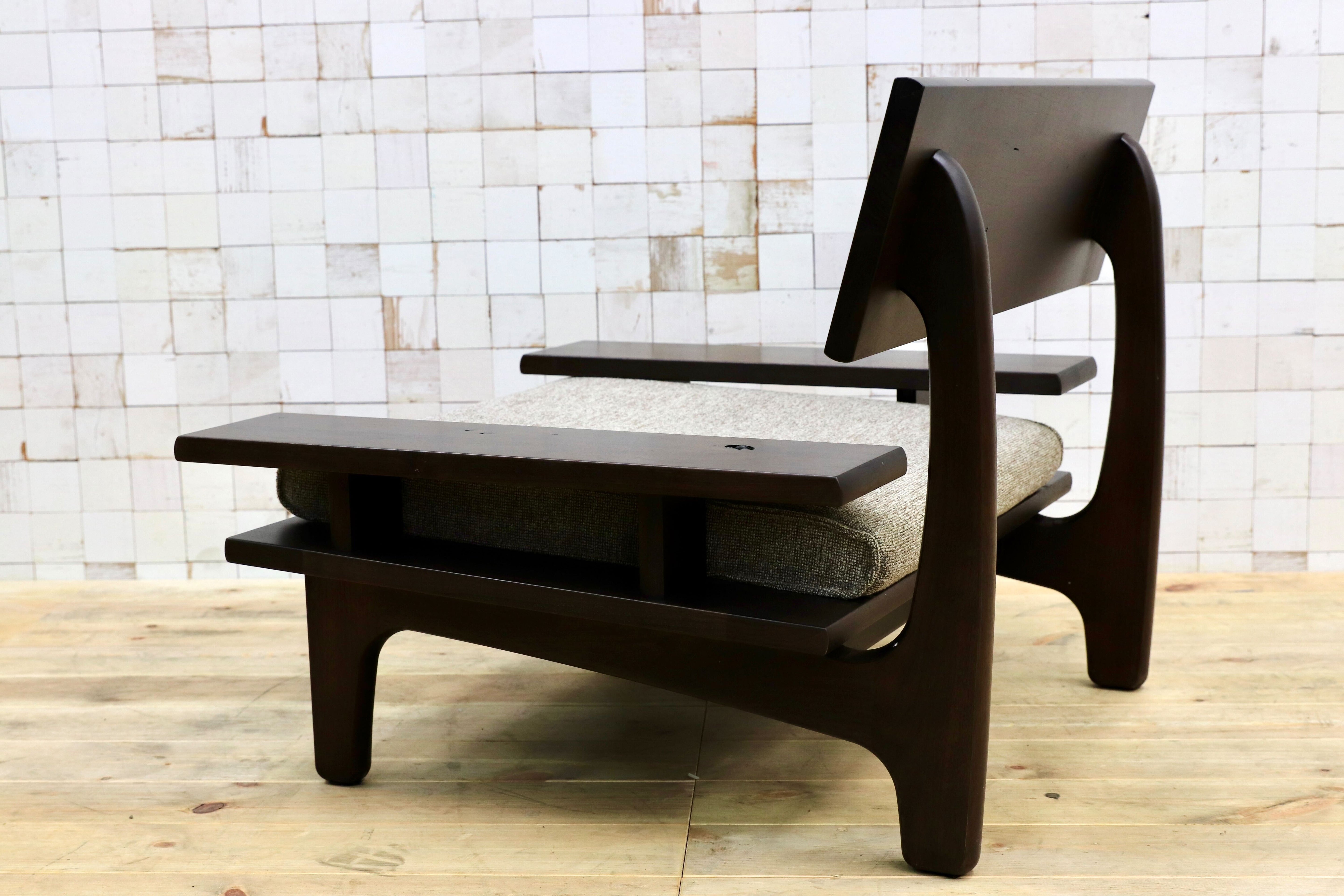 GMHK870A○飛騨産業 / HIDA キツツキ 森のことば SW106A 1人掛けソファ シングルソファ ラウンジチェア ウォールナット材 定価約25万