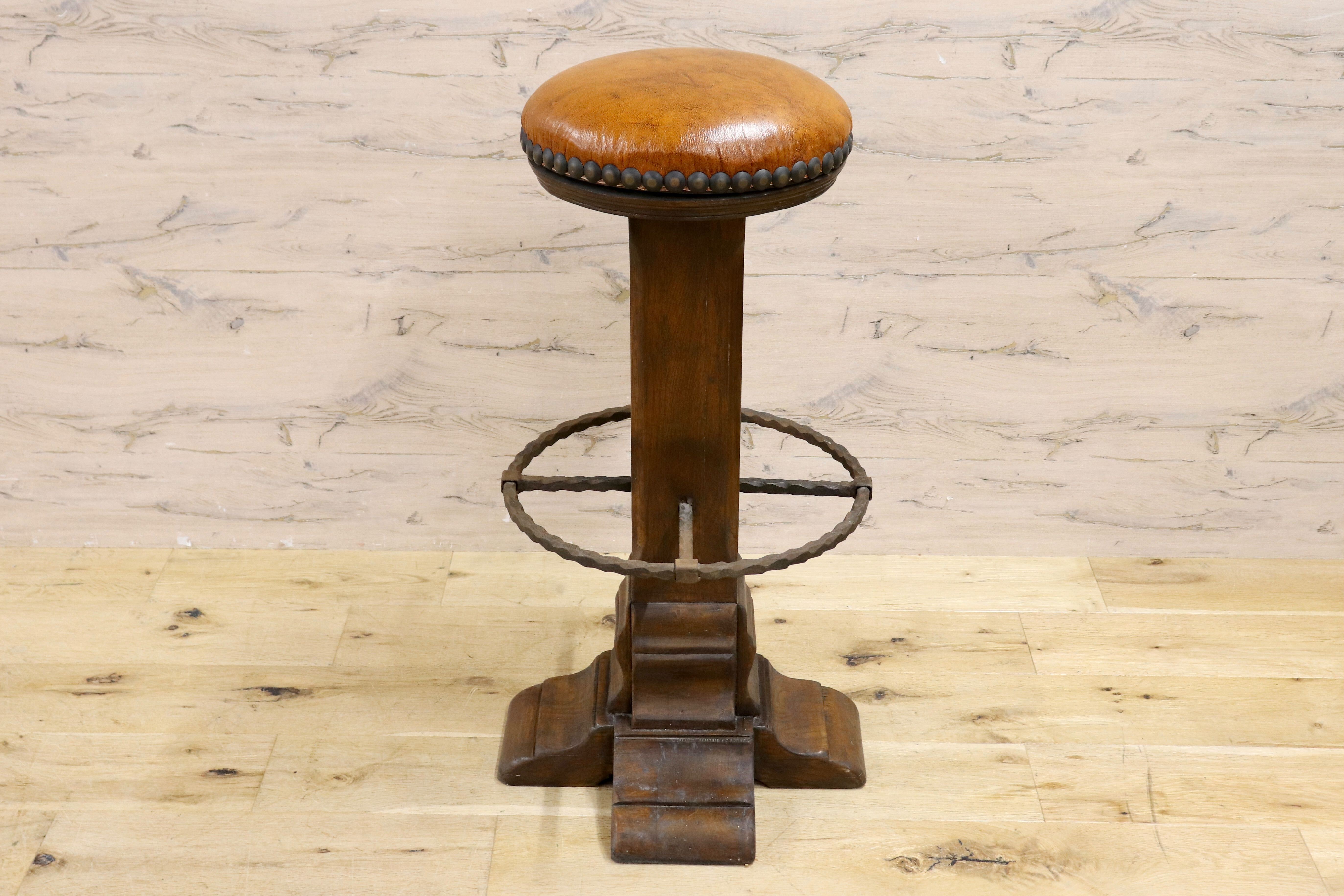 GMIK7J○スペイン製 カスティリアンスタイル バースツール ハイチェア カウンター 回転式 椅子 オーク 本革 アンティーク ヴィンテージ