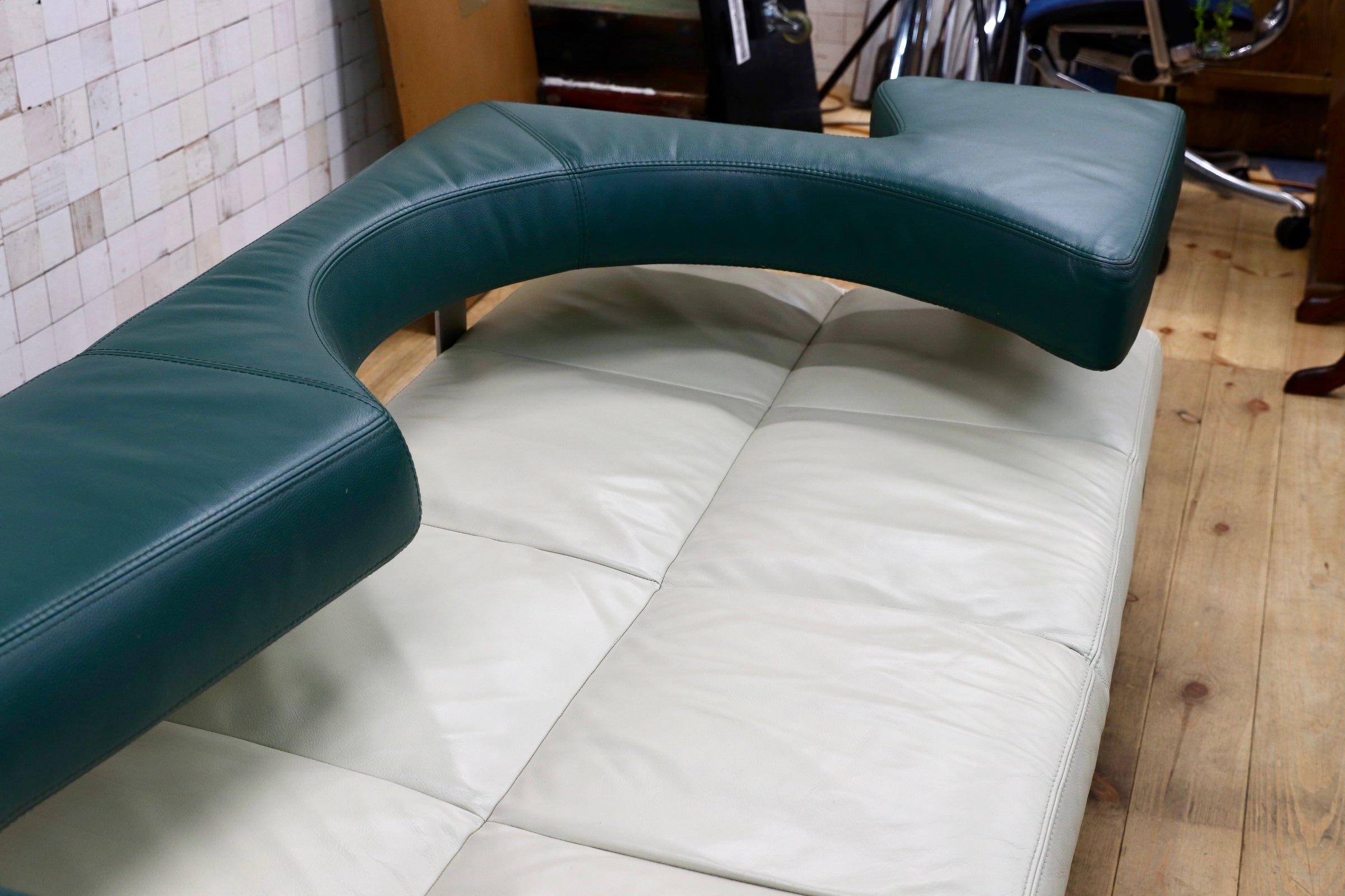 GMJK322○Formenti / フォルメンティ WAVE ウェーブ 3人掛けソファ 本革 Tiziano Formenti イタリア製 モダン 定価約150万 最高級 稀少