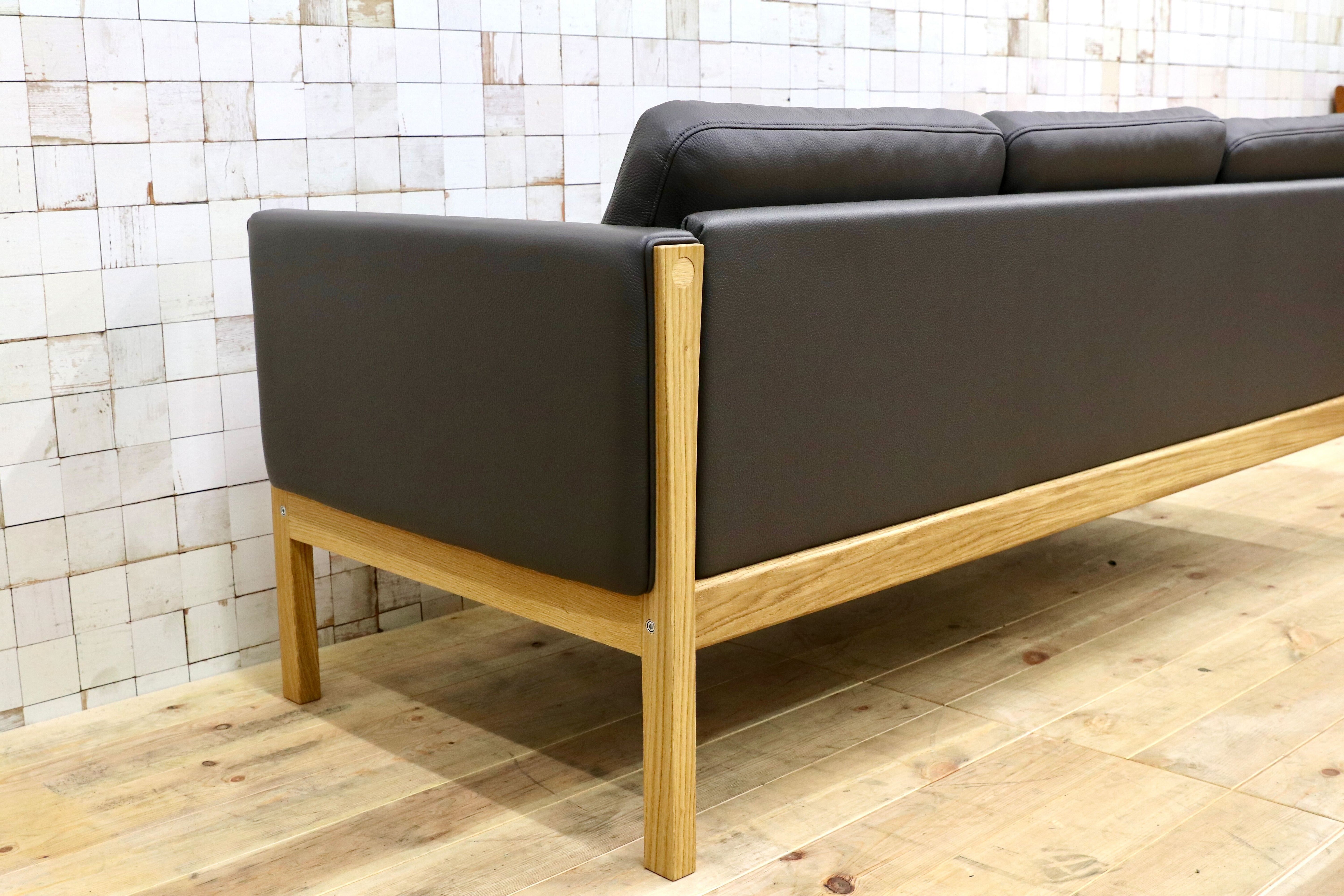 GMIO4○Carl Hansen & Sn / カールハンセンアンドサン CH163 | Sofa 3人掛けソファ 本革 オーク ハンス J. ウェグナー 約141万 未使用品