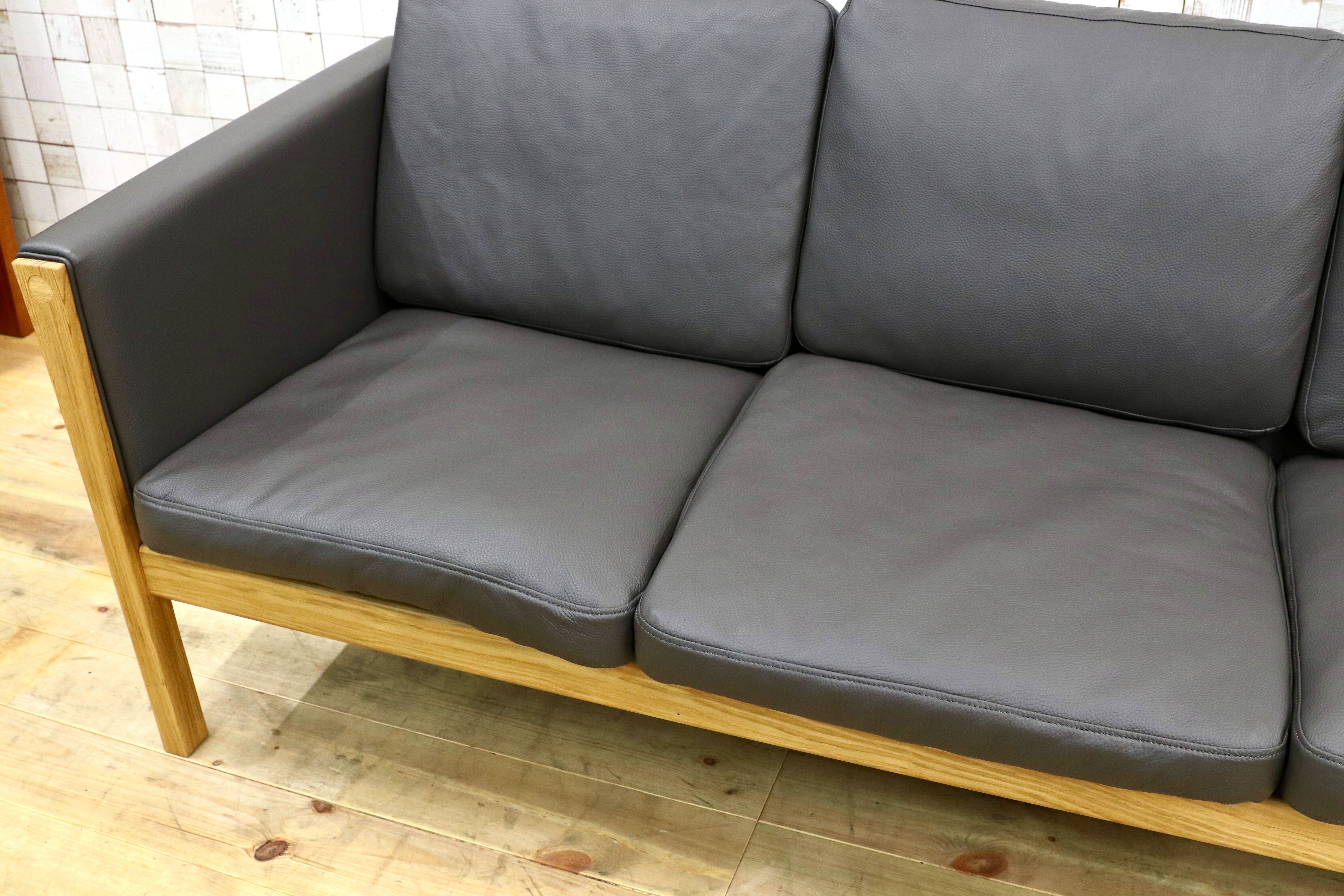 GMIO4○Carl Hansen & Sn / カールハンセンアンドサン CH163 | Sofa 3人掛けソファ 本革 オーク ハンス J. ウェグナー 約141万 未使用品