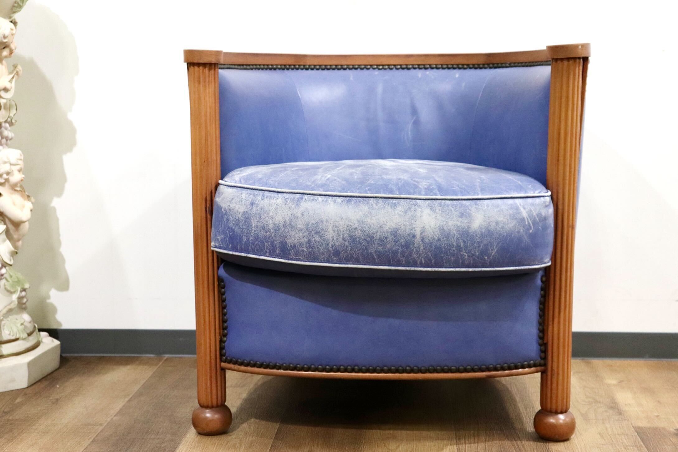 GMHN276A○西洋 フランス アンティーク 1人掛けソファ シングルソファ アームチェア 本革 鋲打ち ヨーロピアン クラシック ヴィンテージ