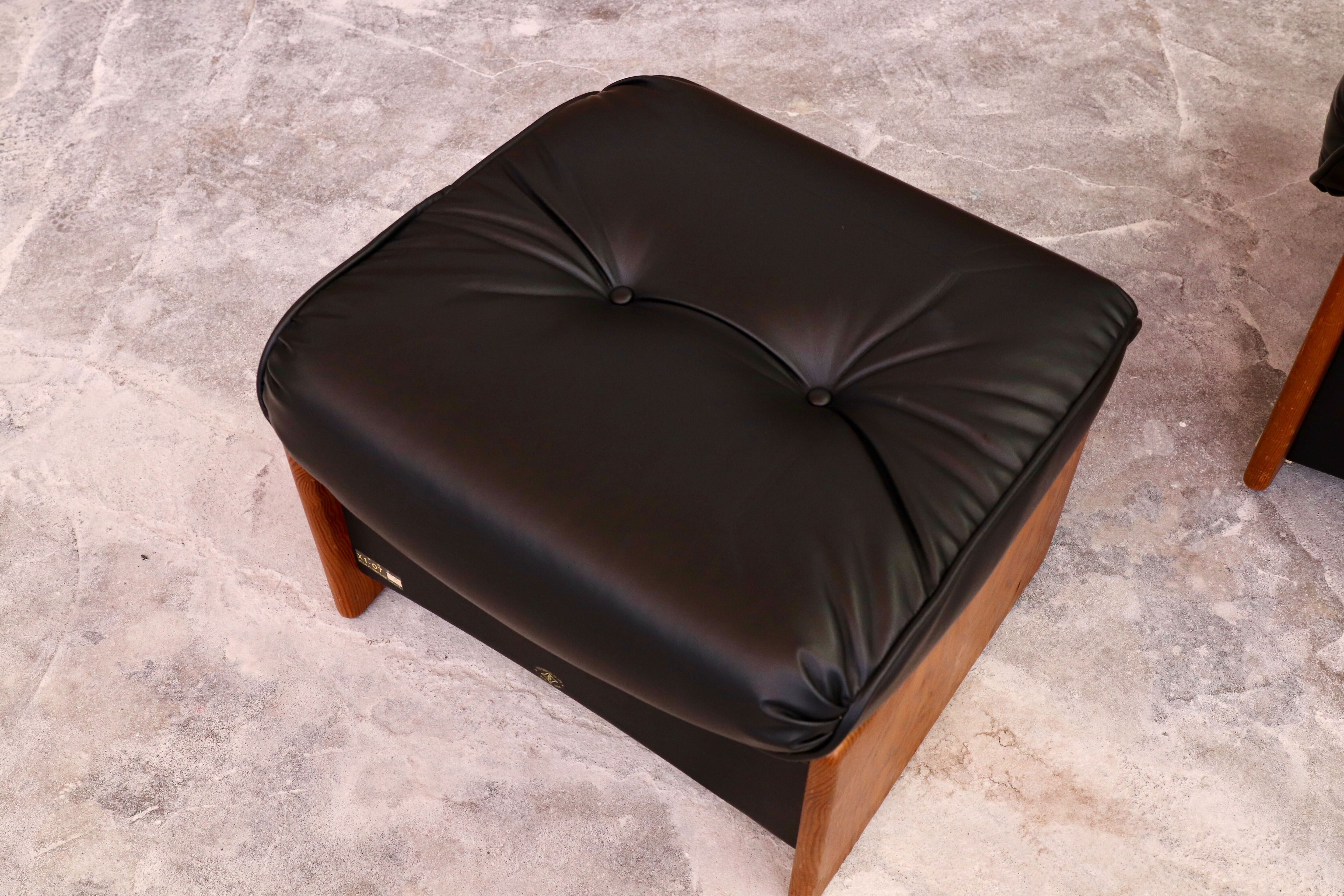 GMHK447○冨士ファニチア / FUJI FURNITURE 国産 ヴィンテージ ラウンジチェア オットマン ブラック パイン材 ジャパニーズモダン 稀少