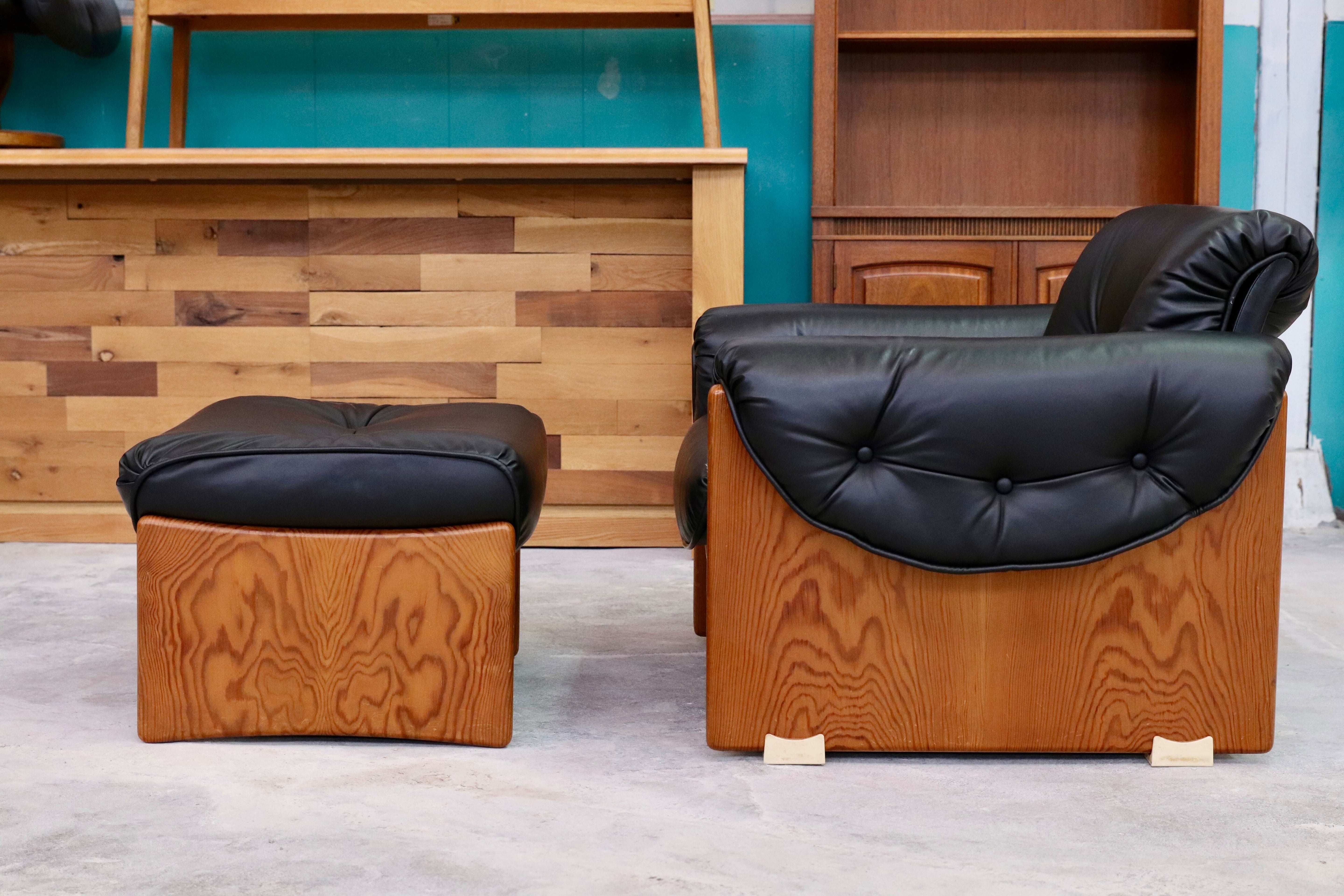 GMHK447○冨士ファニチア / FUJI FURNITURE 国産 ヴィンテージ ラウンジチェア オットマン ブラック パイン材 ジャパニーズモダン 稀少