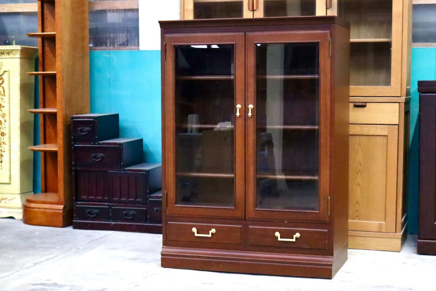 GMIK697A○maruni / マルニ 地中海 キャビネット ミドルボード リビングボード サイドボード ガラスキャビネット クラシック モダン