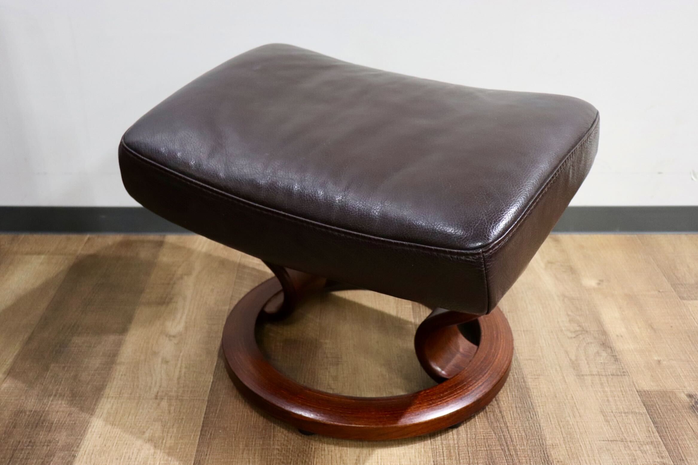 GMHK864○EKORNES / エコーネス オリオン リクライニングチェア ストレスレスチェア オットマン 北欧 ノルウェー 本革 ブラウン