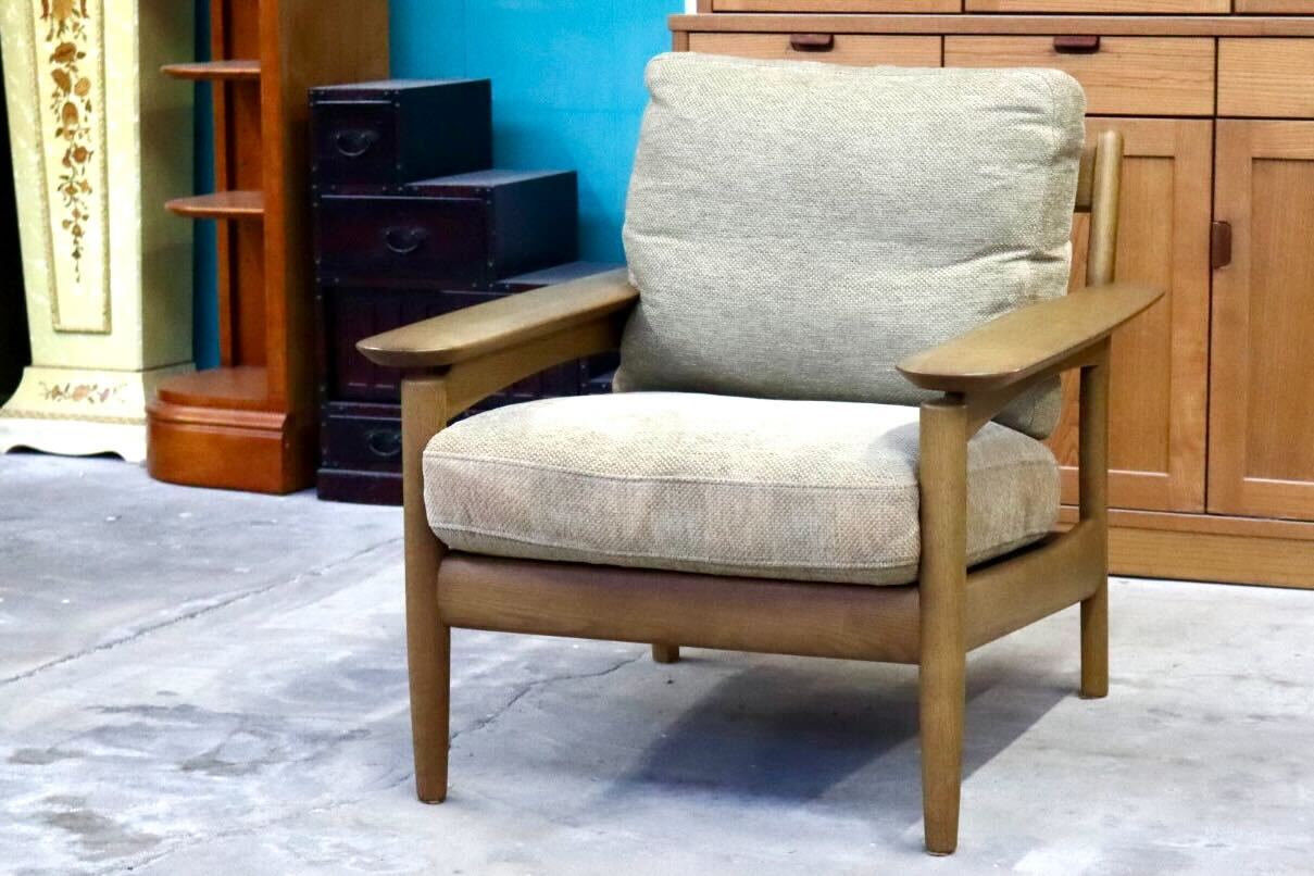 GMIK739B○karimoku / カリモク 1人掛けソファ シングルソファ アームチェア 木製 ファブリック 北欧スタイル 国産家具