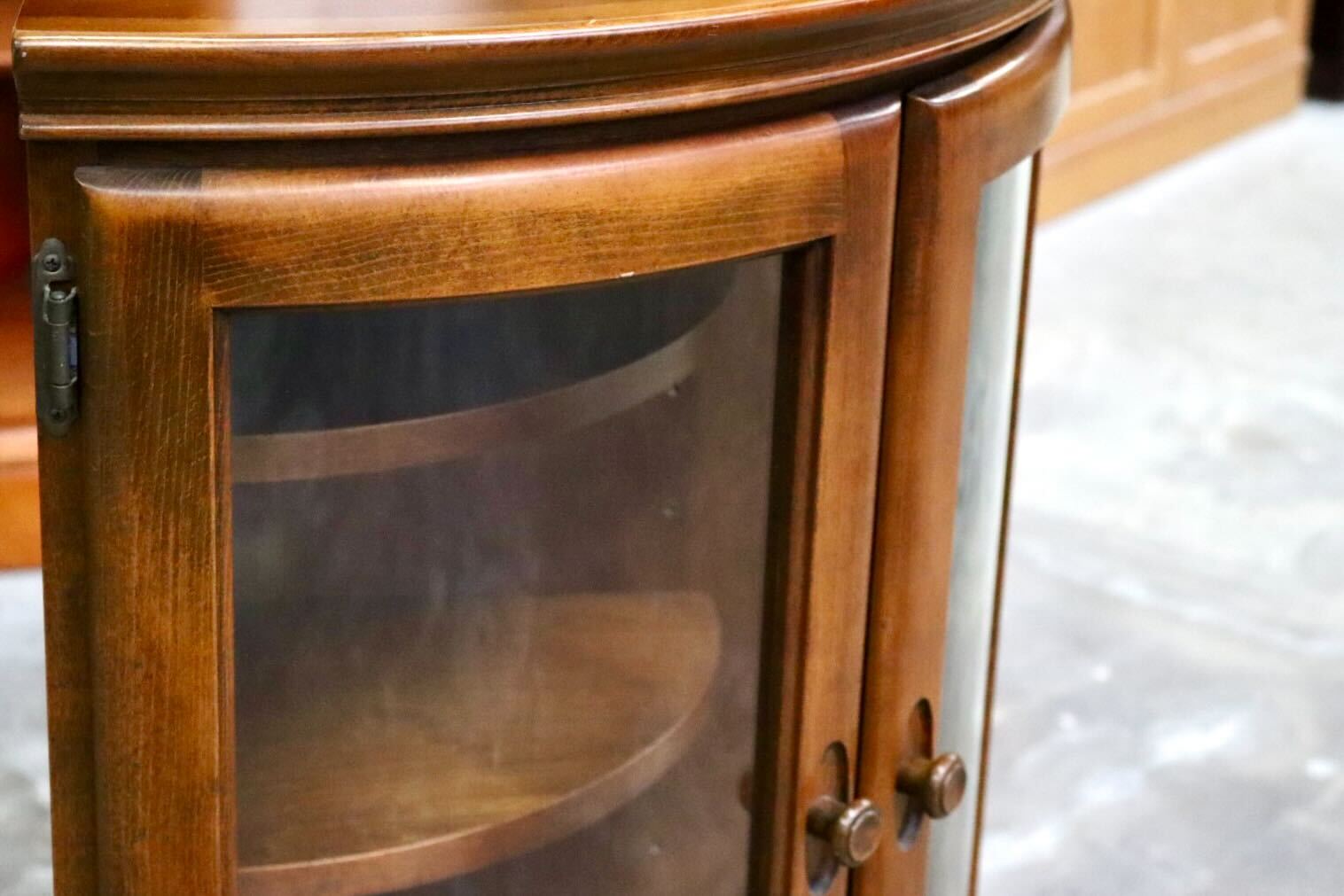 GMIH364B○karimoku / カリモク コーナーラック 飾り棚 サイドキャビネット 花台 収納家具 楢材 カントリー モダン 国産家具