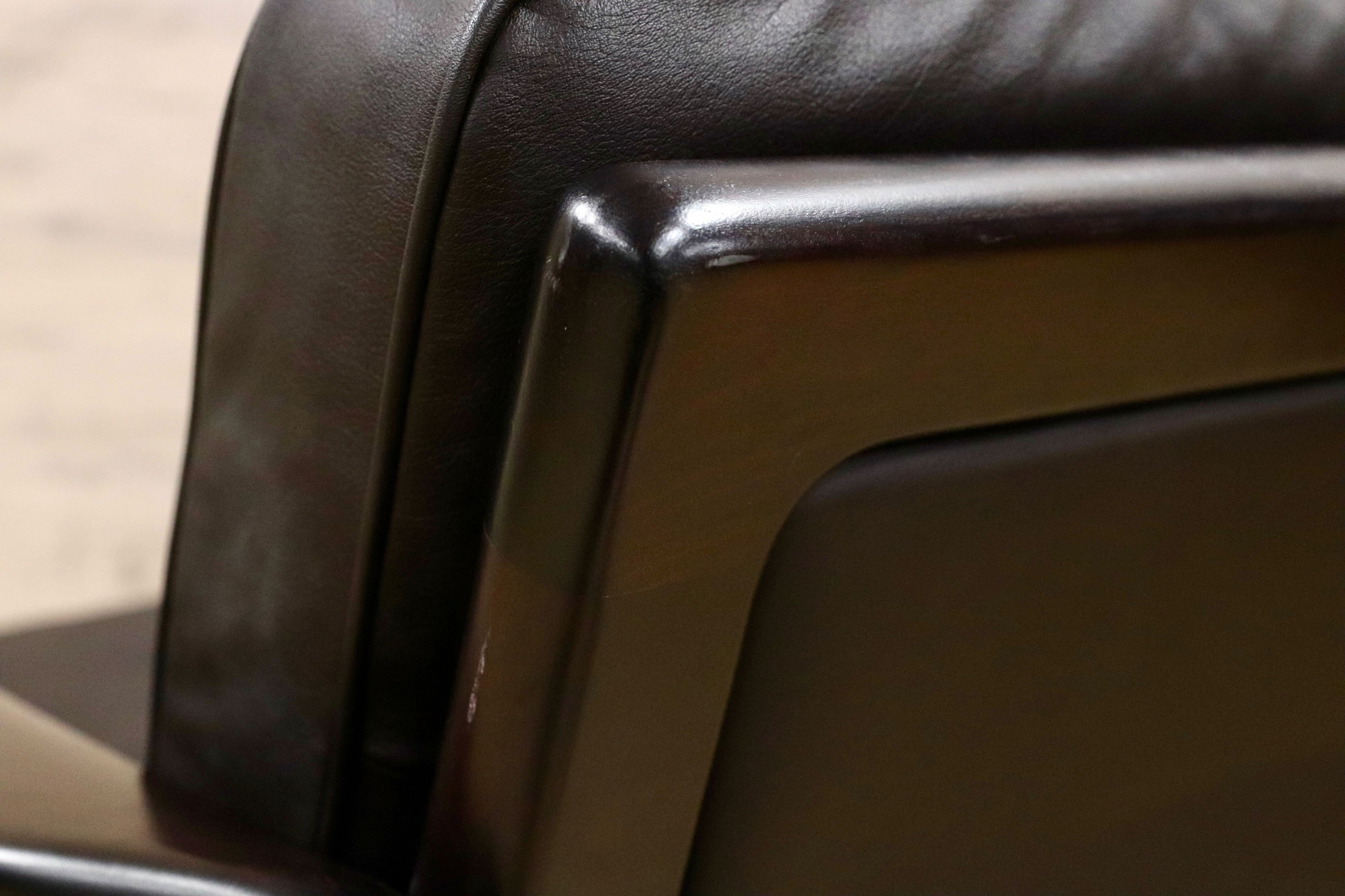 GMGK517A○Dyrlund / デューロン 1人掛けソファ シングルソファ 椅子 北欧 デンマーク ローズウッド 本革 希少 ヴィンテージ 約40万