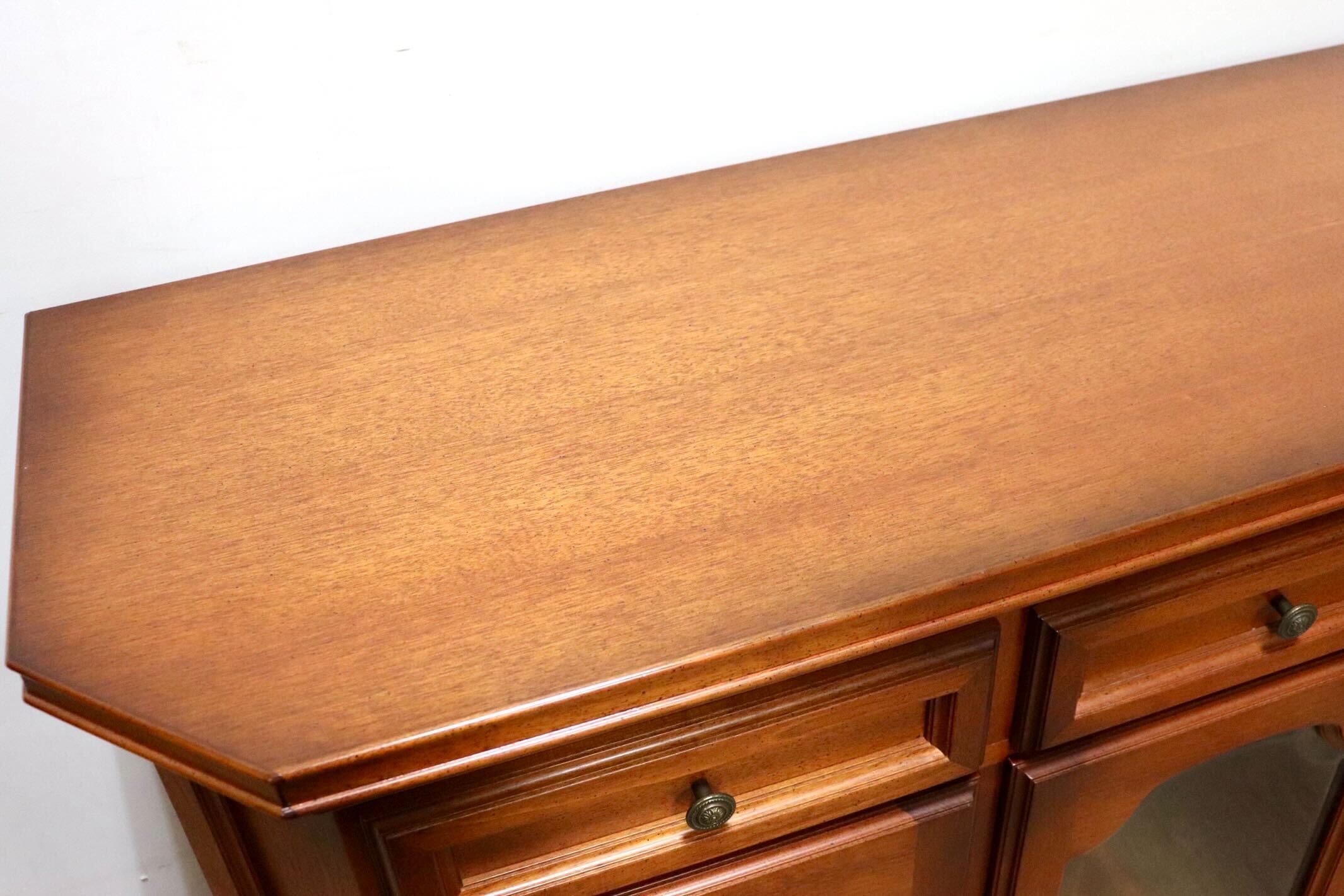 GMHK223○KOSUGA / コスガ NewEngland Regent Houseリージェントハウス サイドボード 飾り棚 照明付き ウォールナット 定価約24万