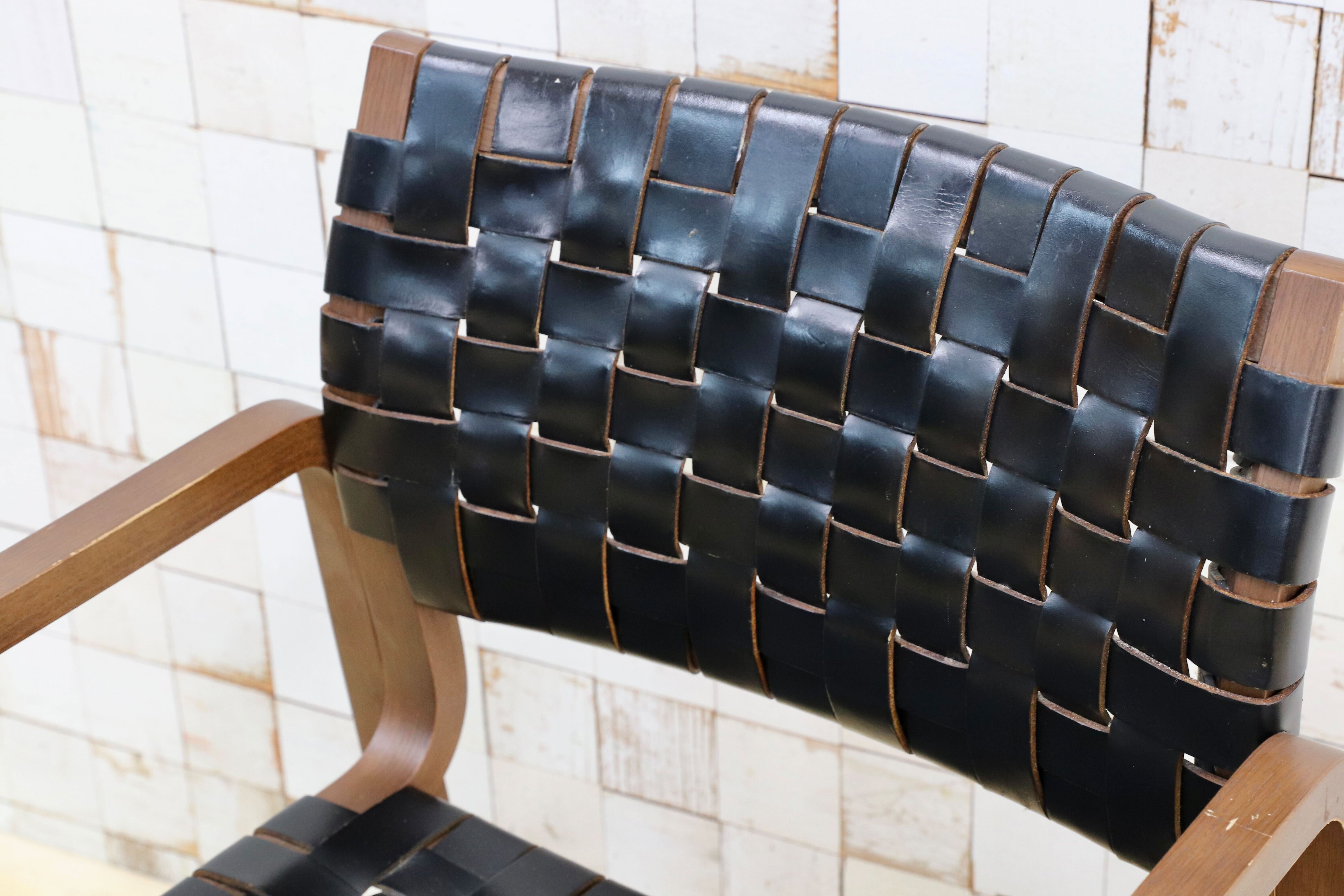 GMIO6A○arflex / アルフレックス NTチェア アームチェア 椅子 革張り 川上元美 イタリア モダン ヴィンテージ 人気モデル