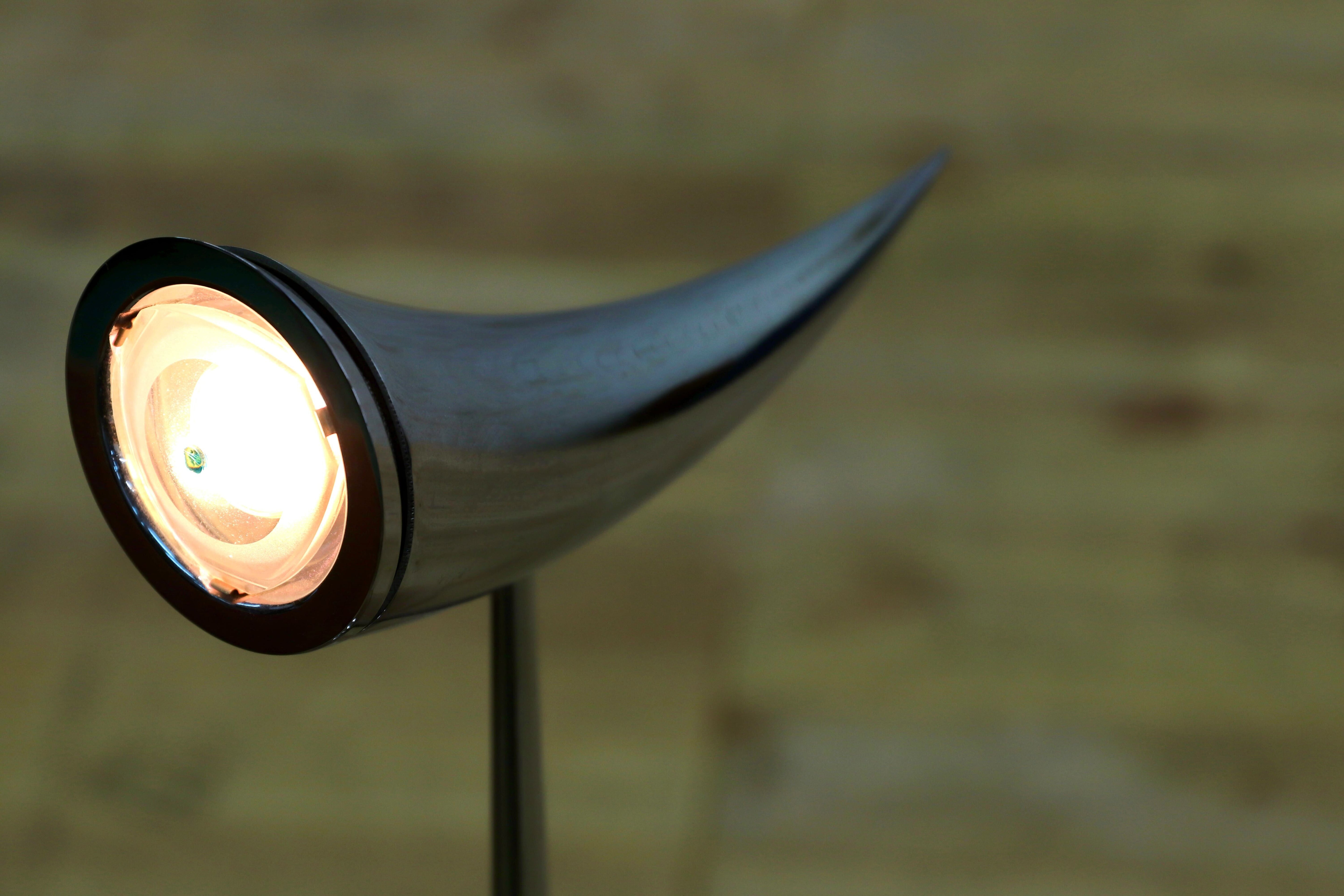 GMIO3○FLOS / フロス Philippe Starck フィリップ スタルク ARA アラ テーブルランプ 照明 アルミ ラグジュアリーモダン