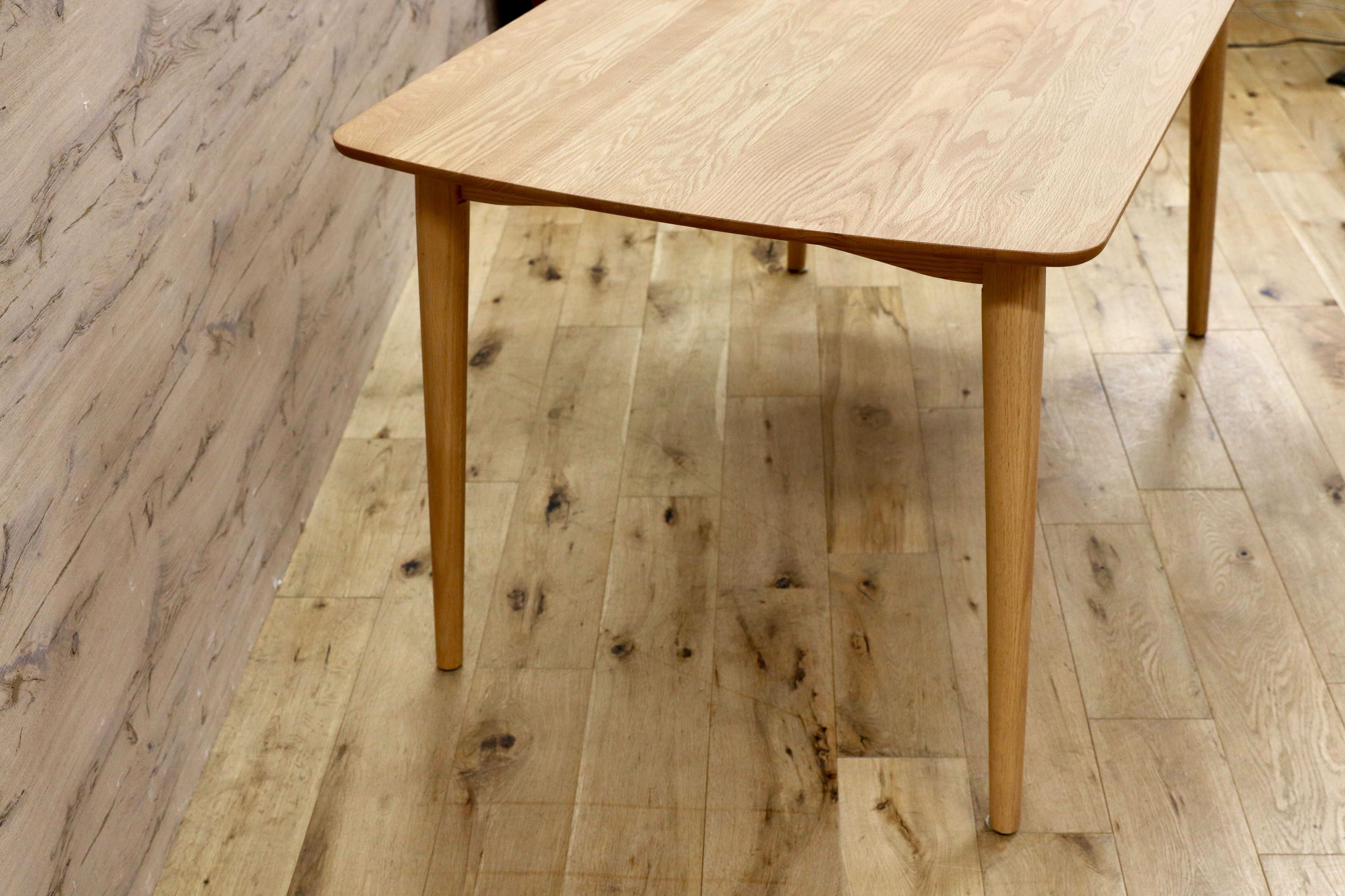 GMIS27○IDC大塚家具 シネマ3 ダイニングテーブル 食卓テーブル オーク材 北欧スタイル 定価7.7万 モデルルーム展示品