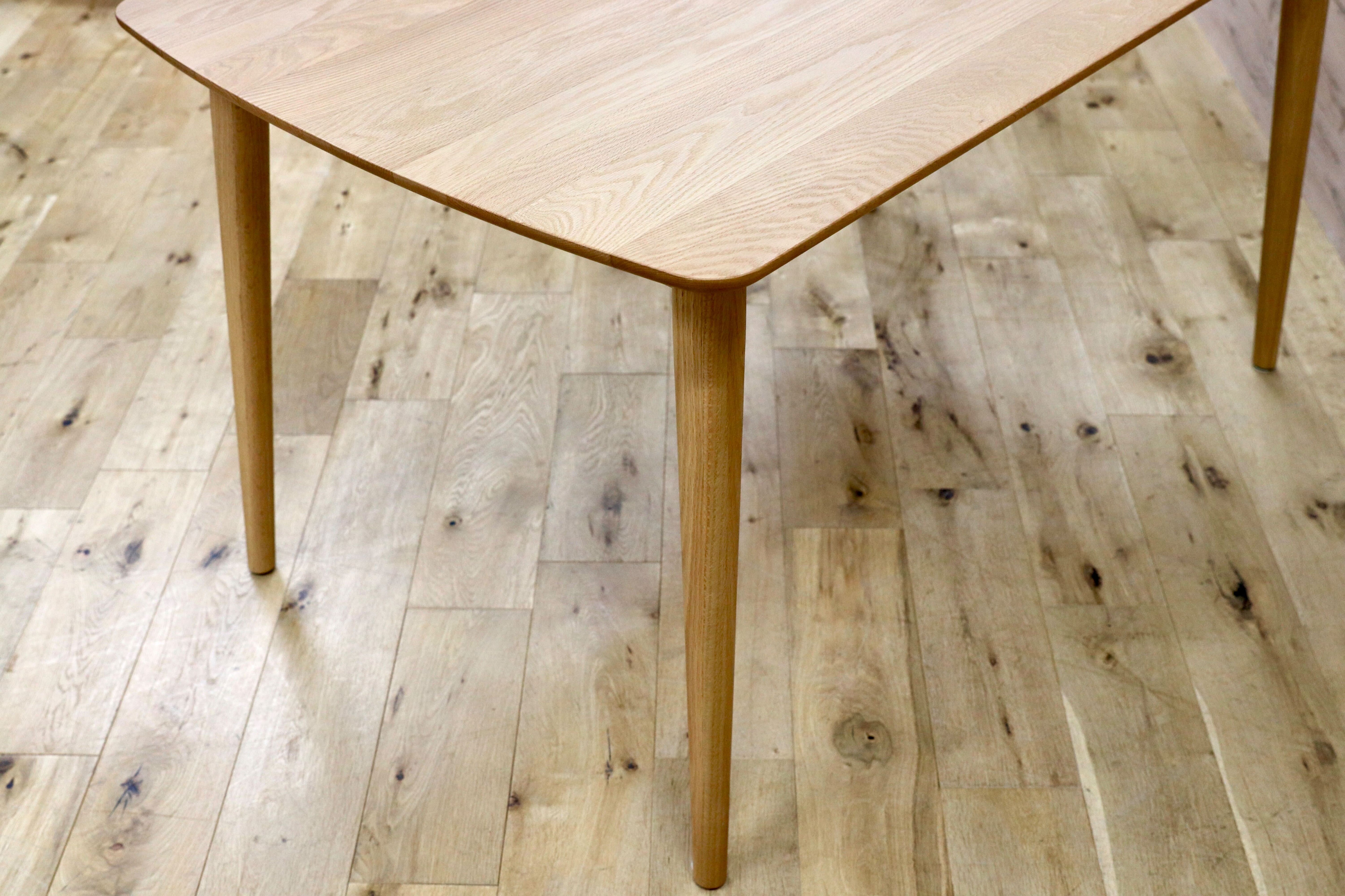 GMIS27○IDC大塚家具 シネマ3 ダイニングテーブル 食卓テーブル オーク材 北欧スタイル 定価7.7万 モデルルーム展示品