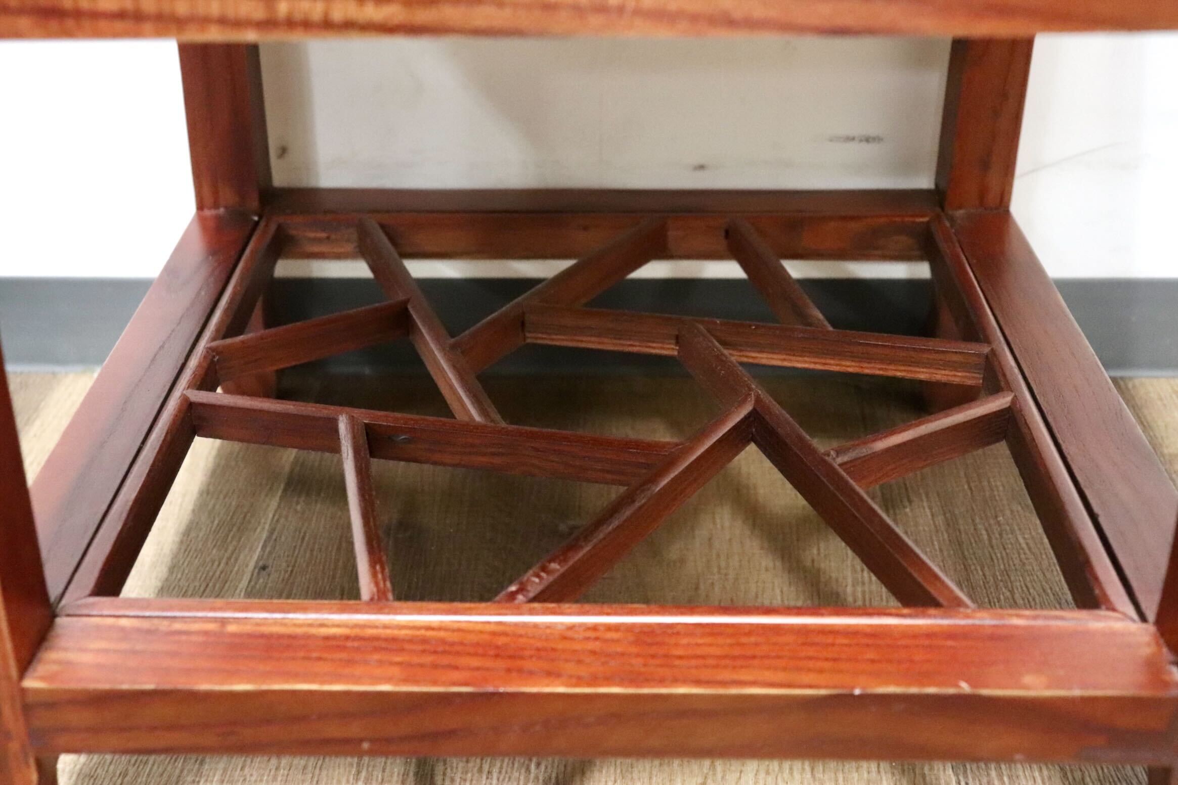 GMHK295I○中国民芸様式 アンティーク サイドテーブル コーヒーテーブル 花台 香炉台 飾り台 電話台 机 店舗什器 木製 クラシック アジアン