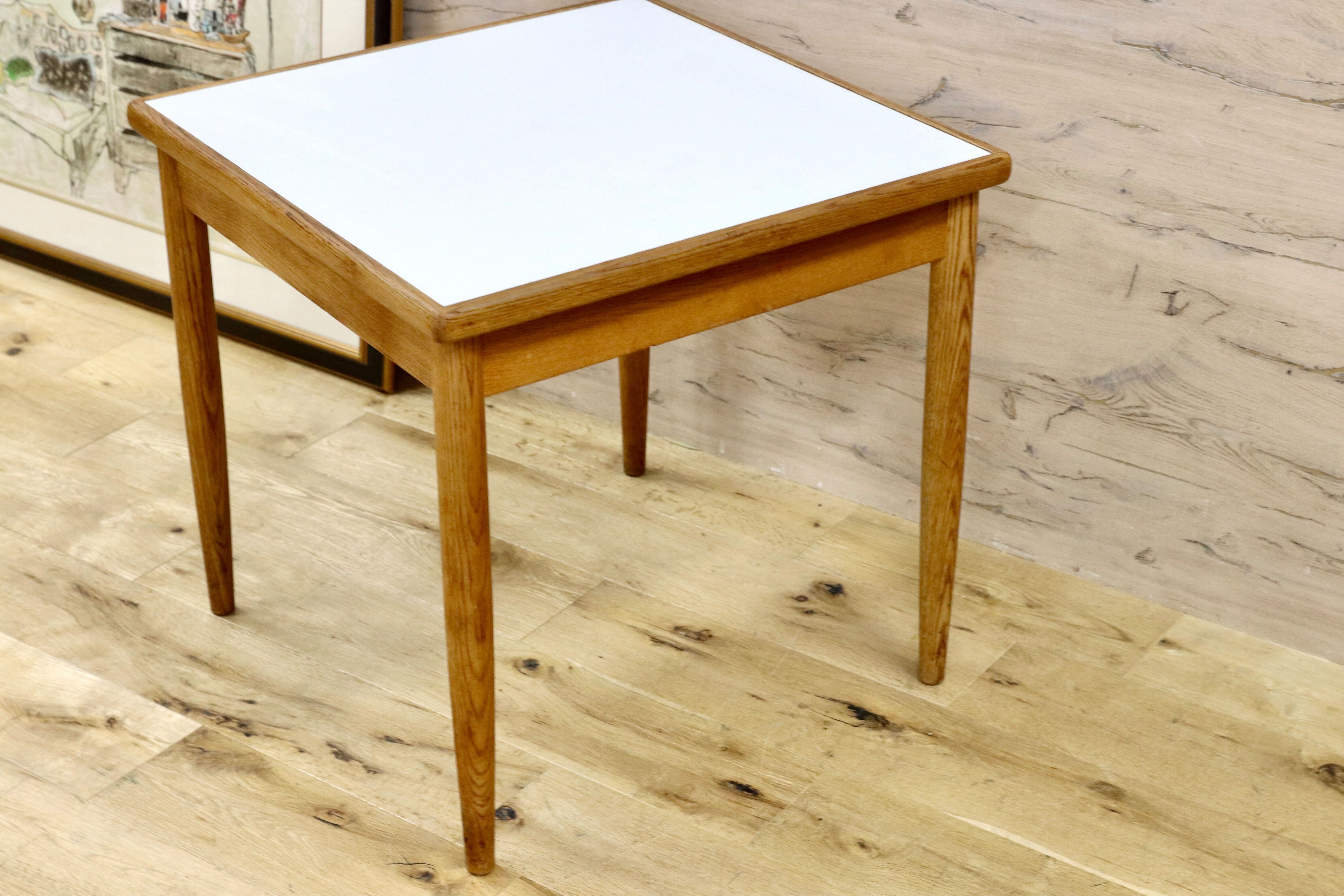 GMGK533B○オールドカリモク karimoku サイドテーブル コーヒーテーブル 花台 飾り台 コンソールテーブル オーク材 ヴィンテージ