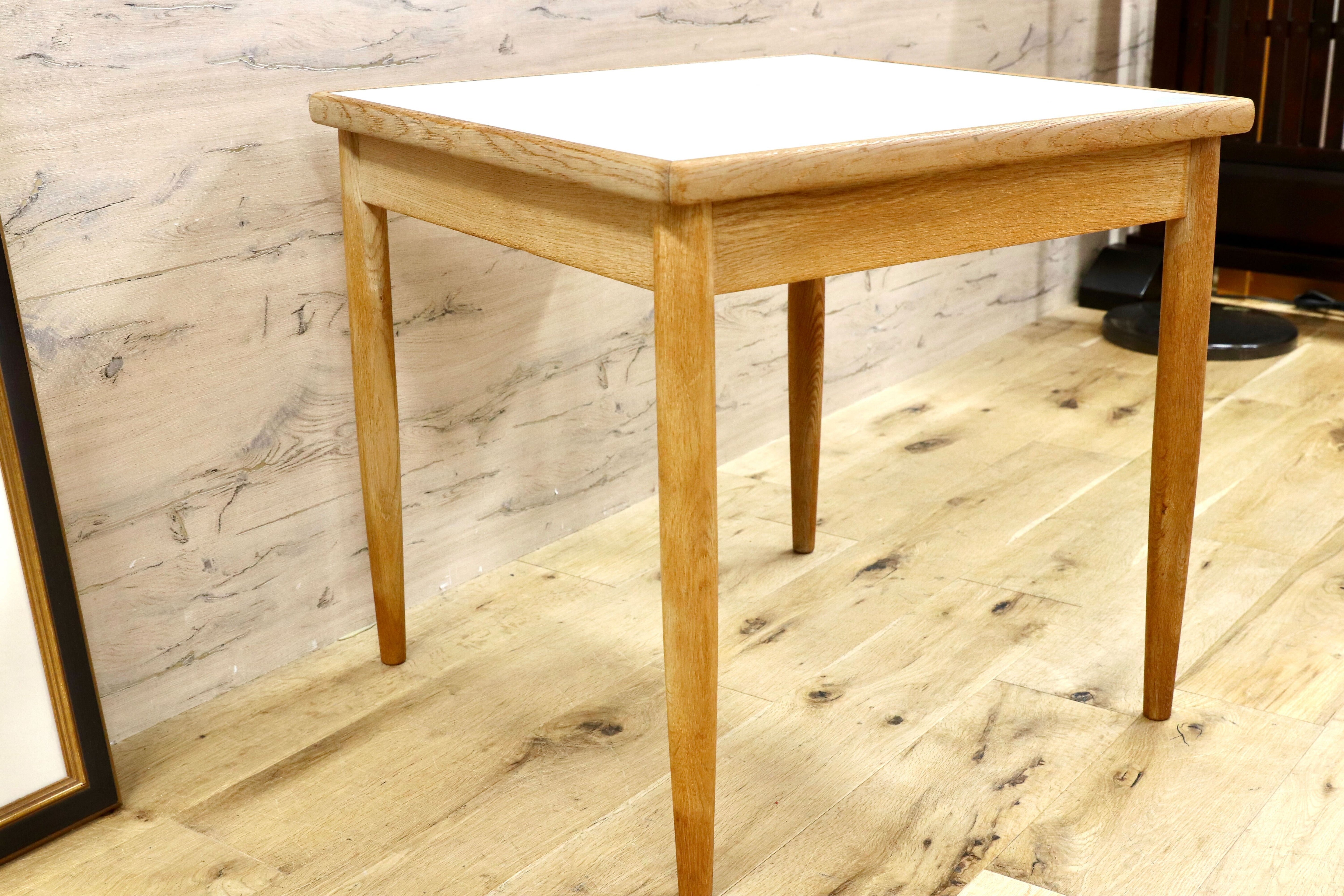 GMGK533C○オールドカリモク karimoku サイドテーブル コーヒーテーブル 花台 飾り台 コンソールテーブル オーク材 ヴィンテージ