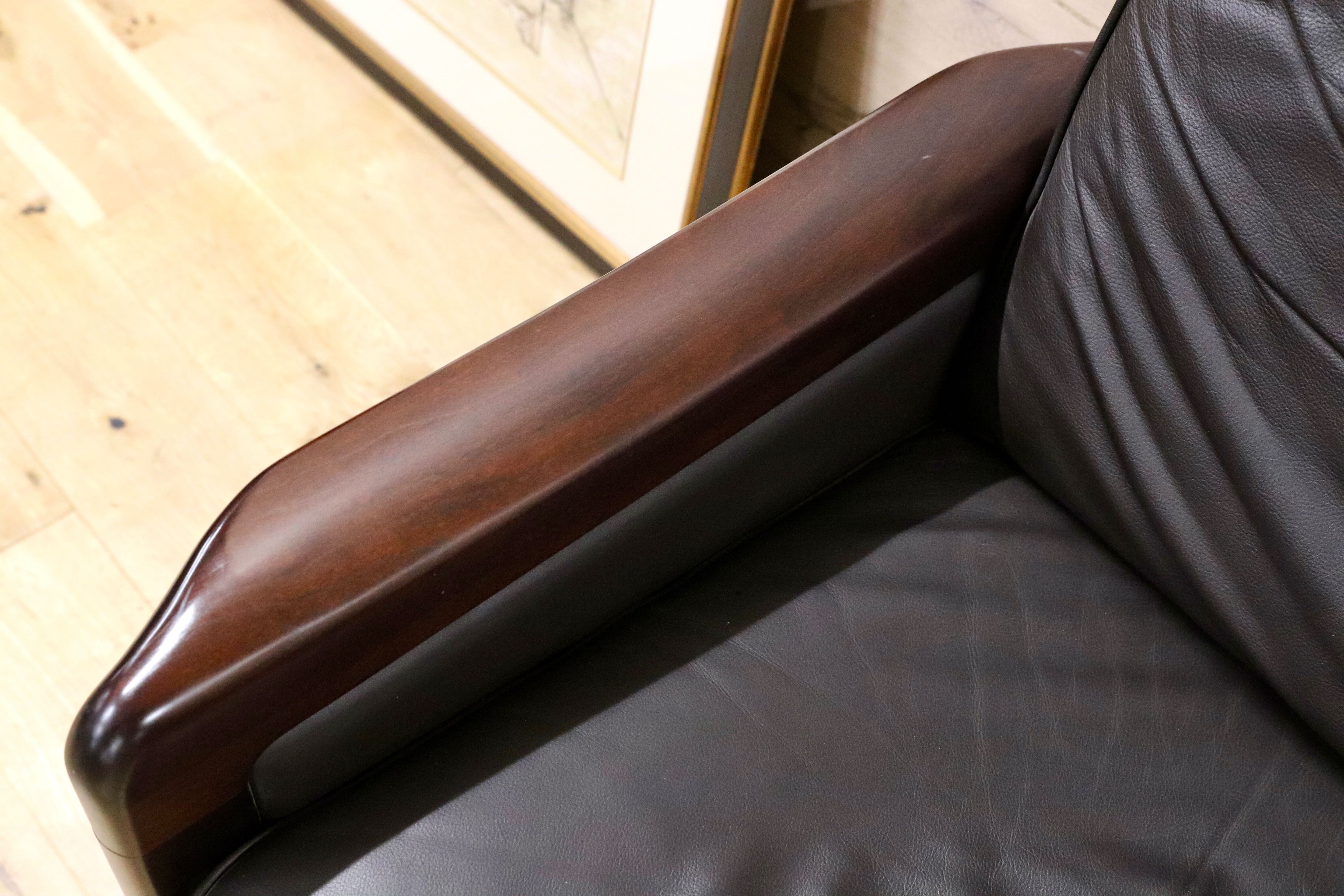 GMGK517C○Dyrlund / デューロン 1人掛けソファ シングルソファ 椅子 北欧 デンマーク ローズウッド 本革 希少 ヴィンテージ 約40万