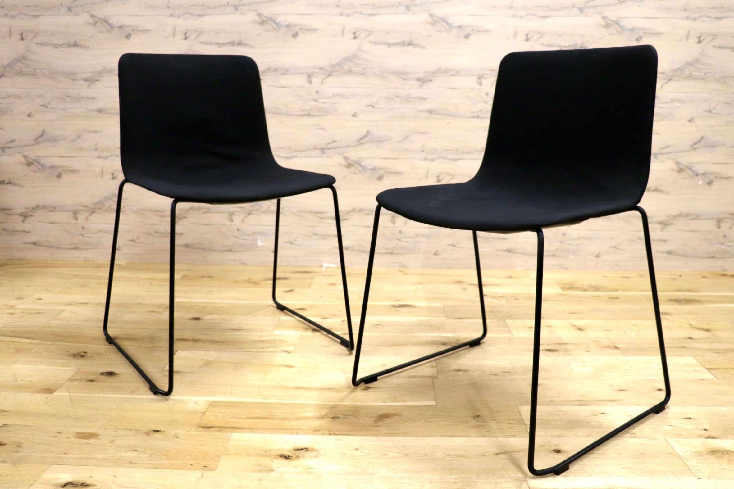 GMJS116C○FREDERICIA / フレデリシア スタッキングチェア ダイニングチェア アームレスチェア デンマーク ファブリック モダン 2脚セット