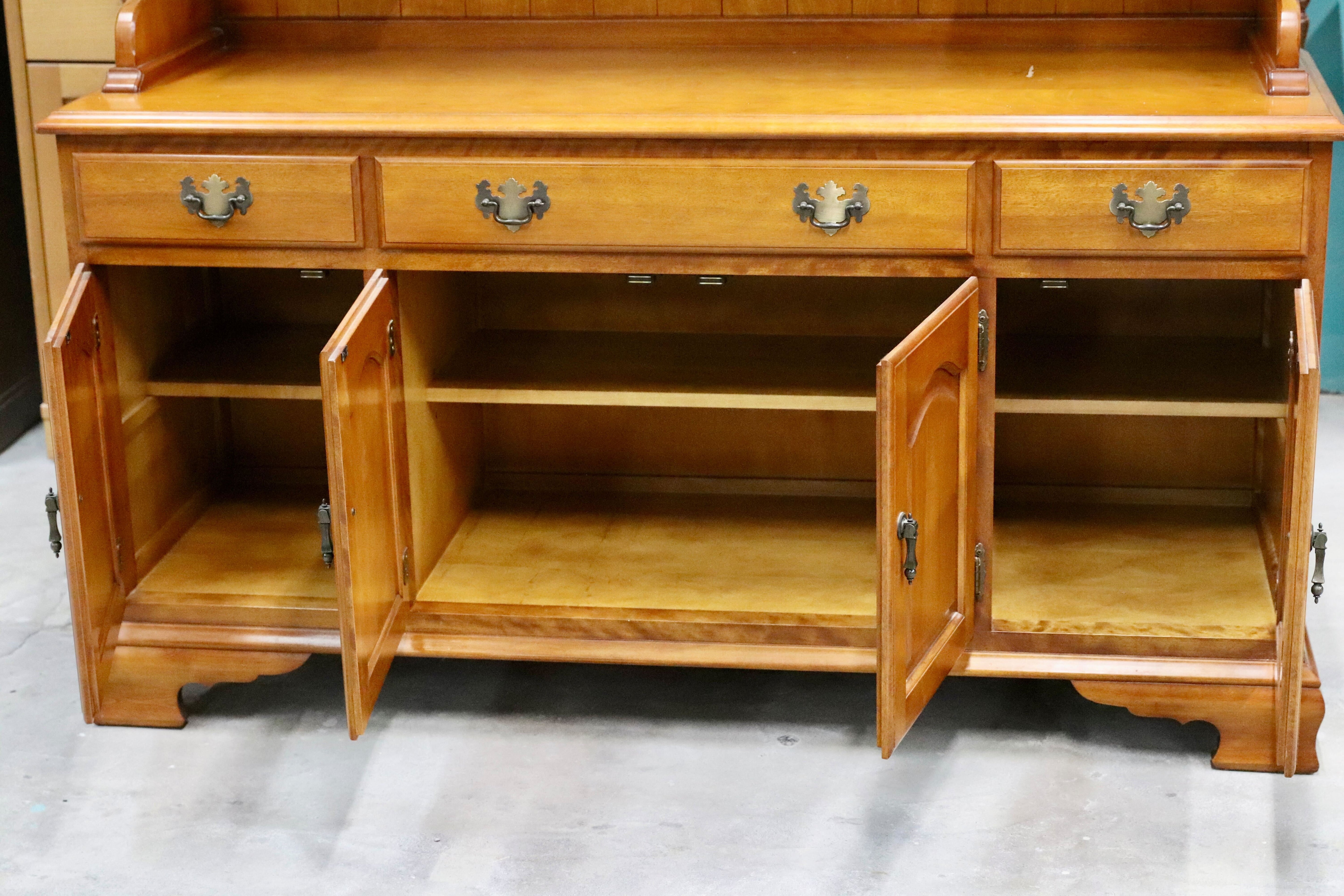 GMIK22○横浜ダニエル / Daniel 食器棚 飾り棚 キャビネット カップボード 樺桜 アーリーアメリカン クラシック 最高級 定価約140万