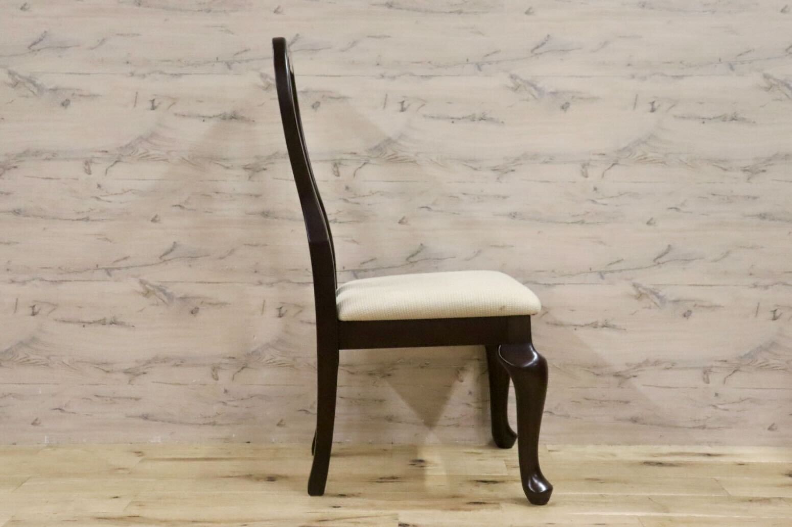 GMHH93A○IDC大塚家具 クイーンズ C91AL ダイニングチェア 食卓椅子 クラシック ヨーロピアン 名作 高級家具