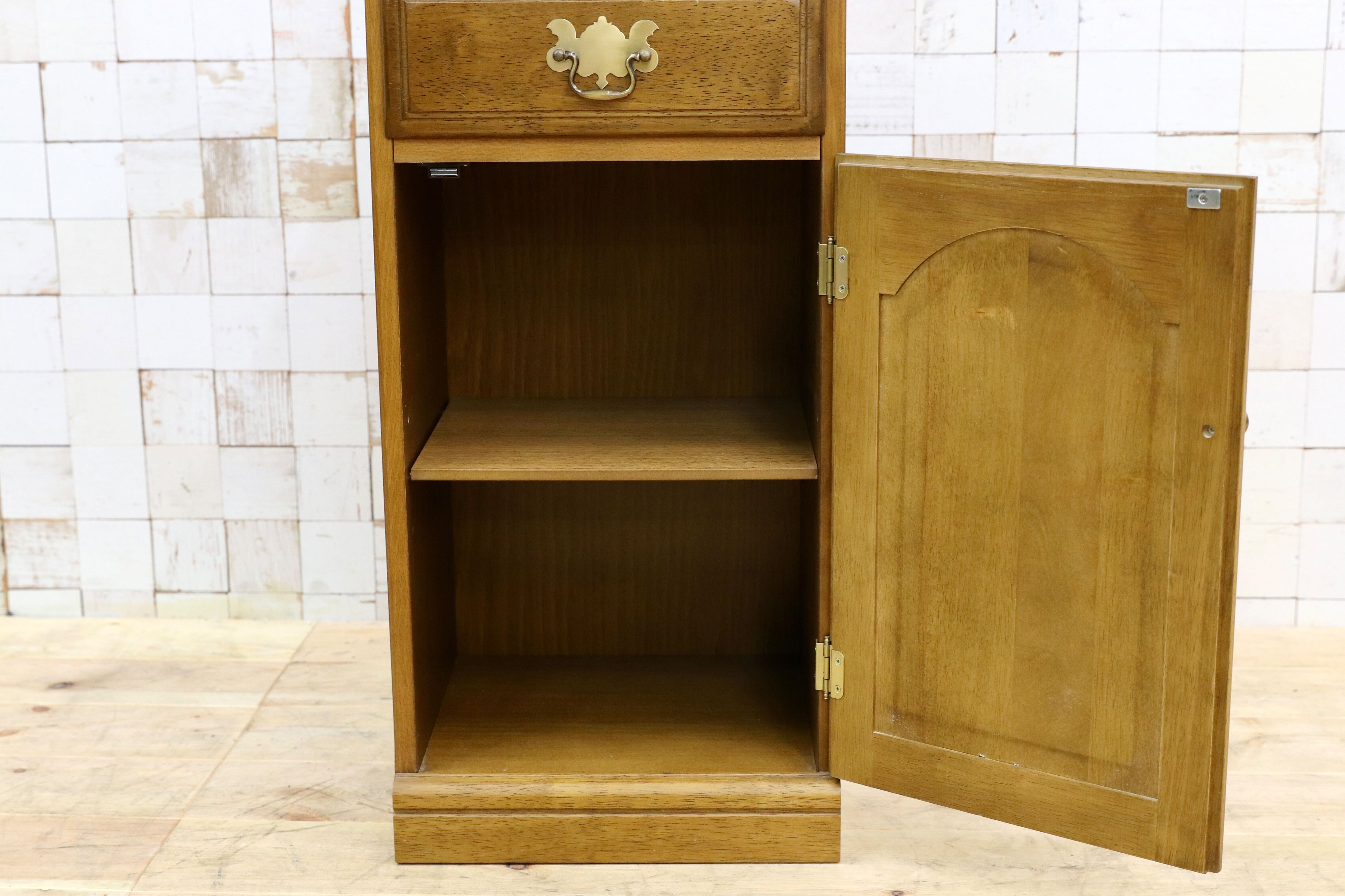 GMIS26A○karimoku / カリモク 電話台 FAX台 サイドチェスト サイドキャビネット レトロ カントリー 国産家具 引出し 収納家具