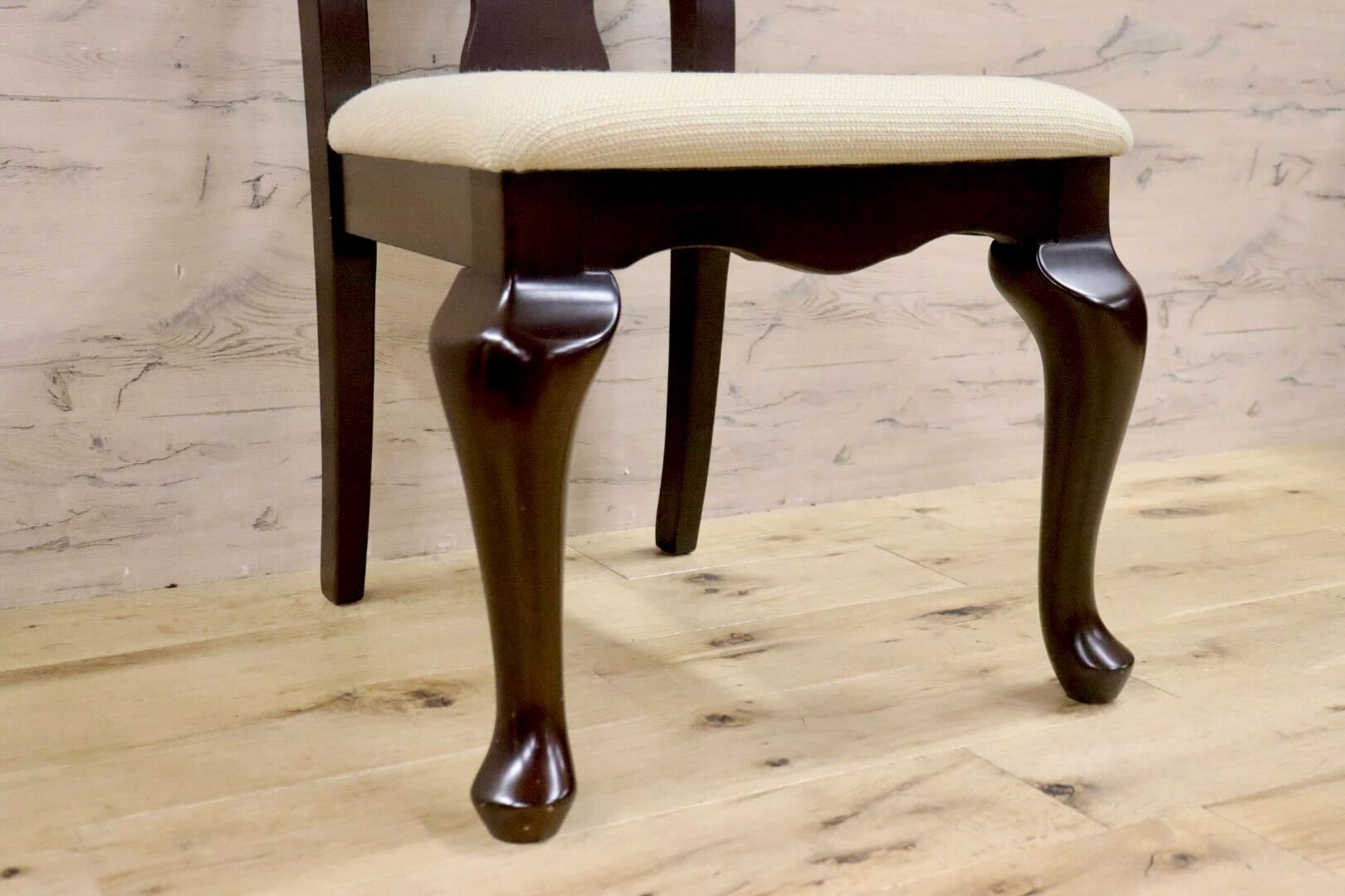 GMHH93B○IDC大塚家具 クイーンズ C91AL ダイニングチェア 食卓椅子 クラシック ヨーロピアン 名作 高級家具