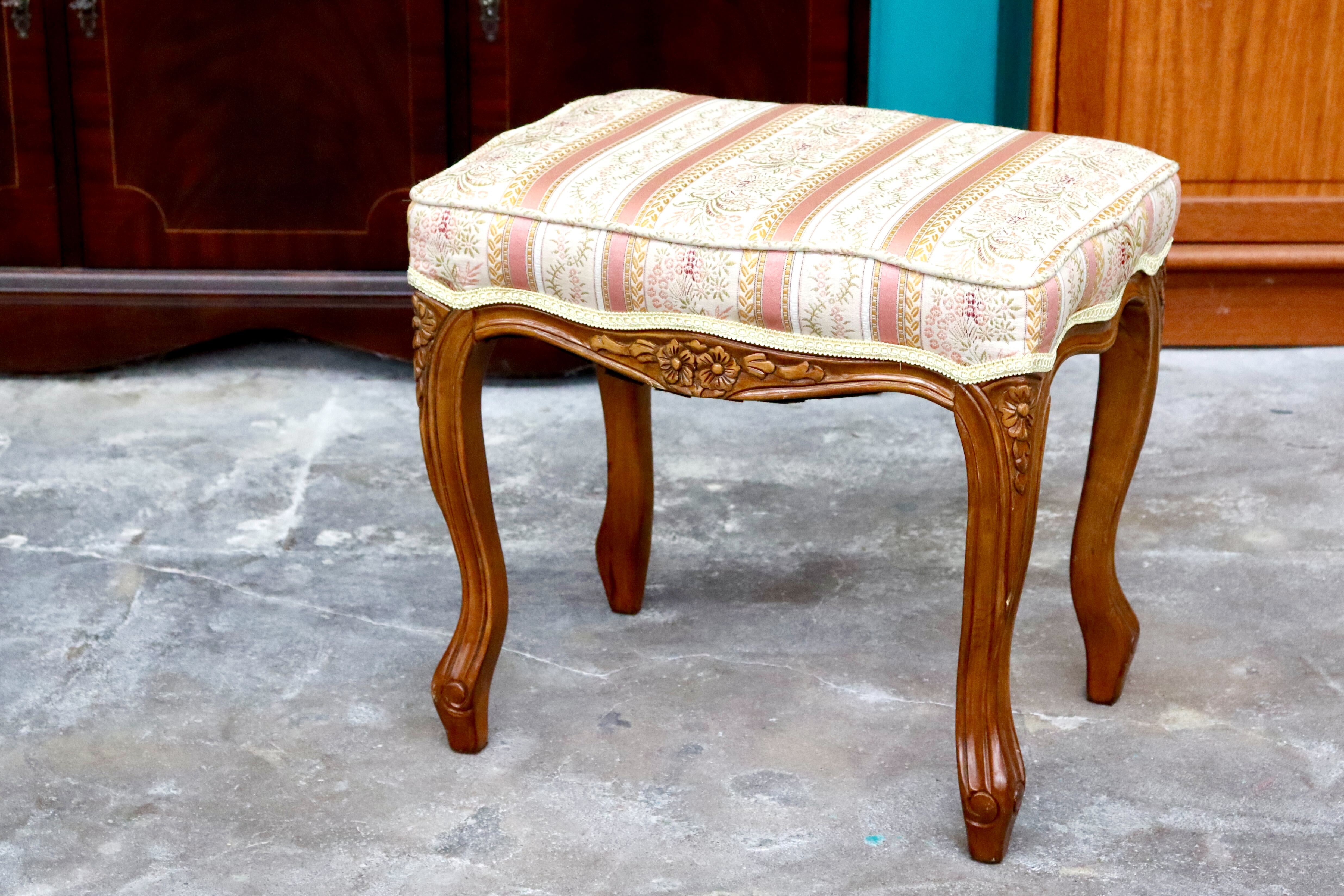 GMIK483○イタリア製 スツール チェア 椅子 猫脚 腰掛け ピンク ストライプ ヨーロピアン 彫刻 アンティーク クラシック