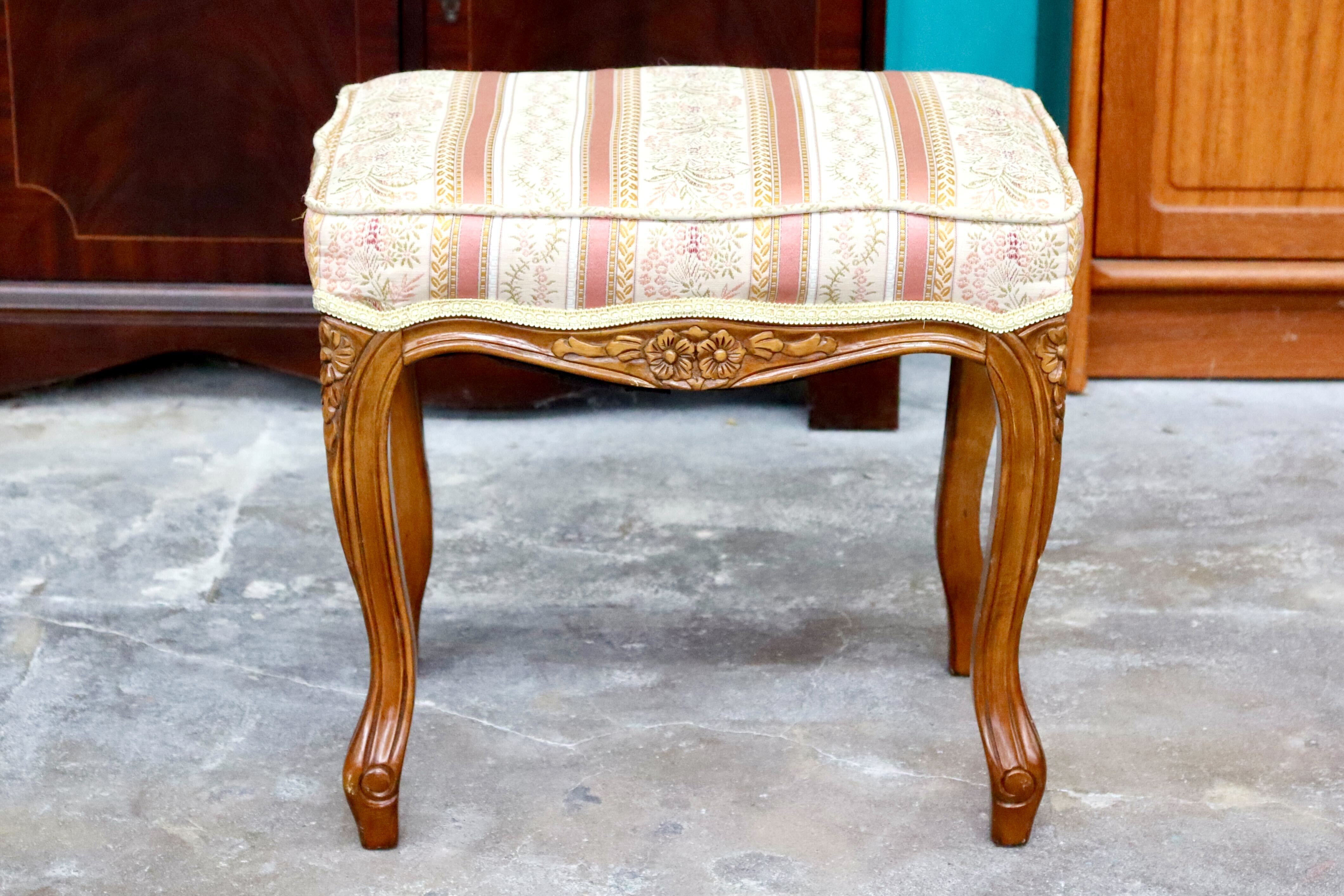 GMIK483○イタリア製 スツール チェア 椅子 猫脚 腰掛け ピンク ストライプ ヨーロピアン 彫刻 アンティーク クラシック
