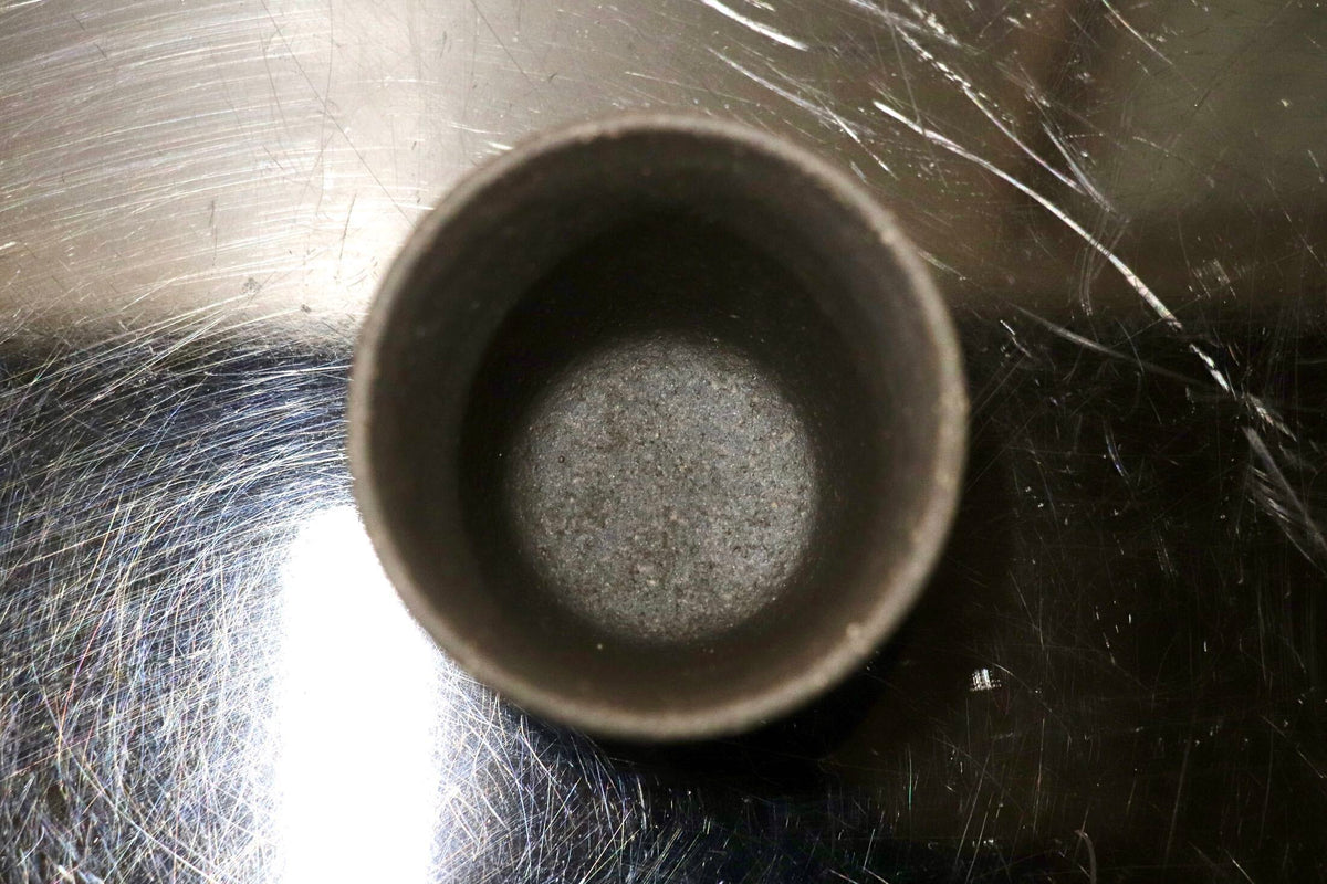 GMJK374AN◯ぐい呑 酒器 盃 大猪口 酒杯 冷酒杯 一口盃 呑口 陶杯 フリーカップ ミニ湯呑 和食器 陶器 在銘 作家物 和モダン