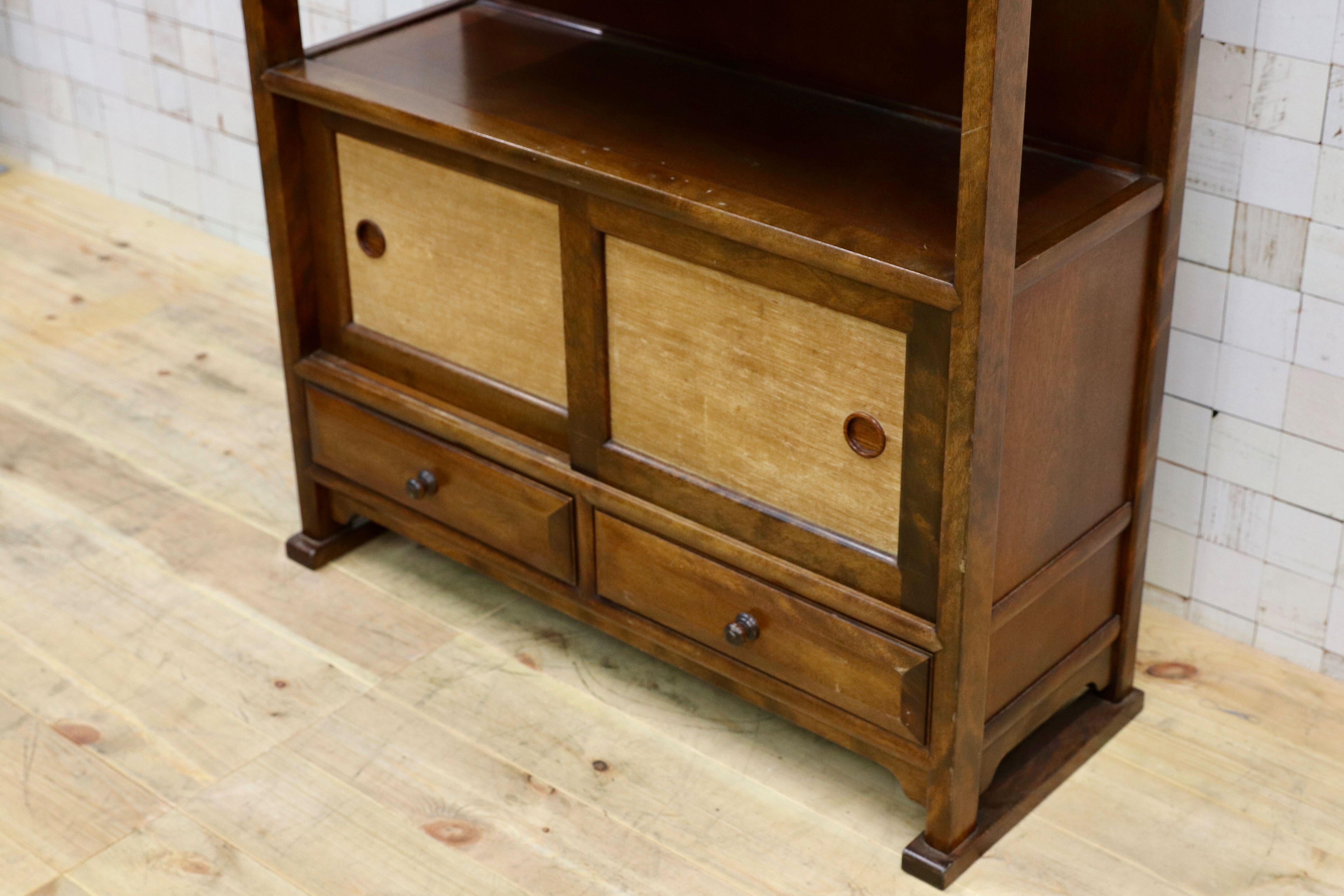 GMIS19○九州民芸家具 茶棚 飾り棚 サイドボード リビングボード ミズメザクラ 無垢材 クズ布 和家具 和モダン アンティーク 検)松本民芸