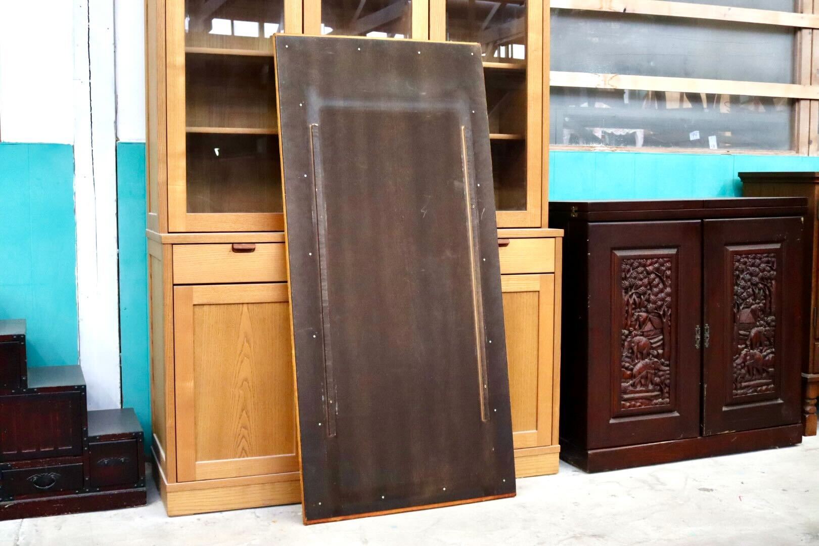 GMIK658○ウォールミラー 壁掛け鏡 姿見 全身鏡 革 レザー カービング 花柄 フローラル レトロ ヴィンテージ