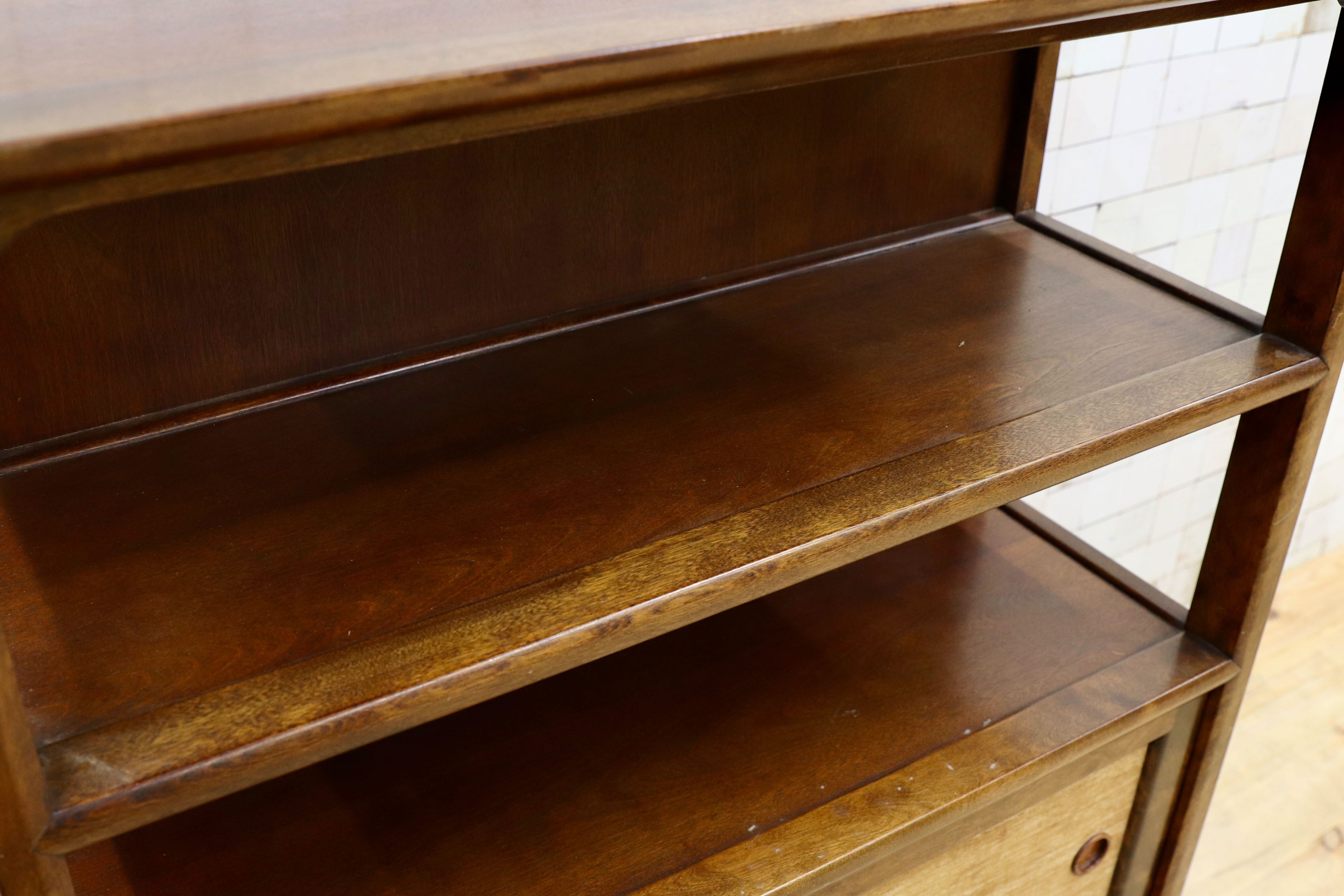 GMIS19○九州民芸家具 茶棚 飾り棚 サイドボード リビングボード ミズメザクラ 無垢材 クズ布 和家具 和モダン アンティーク 検)松本民芸