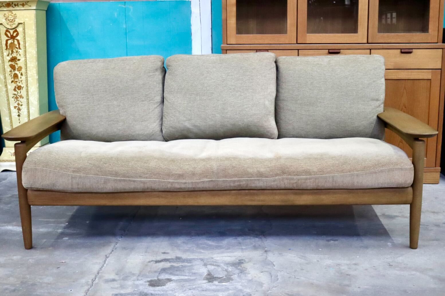 GMIK739A○karimoku / カリモク 3人掛けソファ トリプルソファ アームチェア 木製 ファブリック 北欧スタイル 国産家具