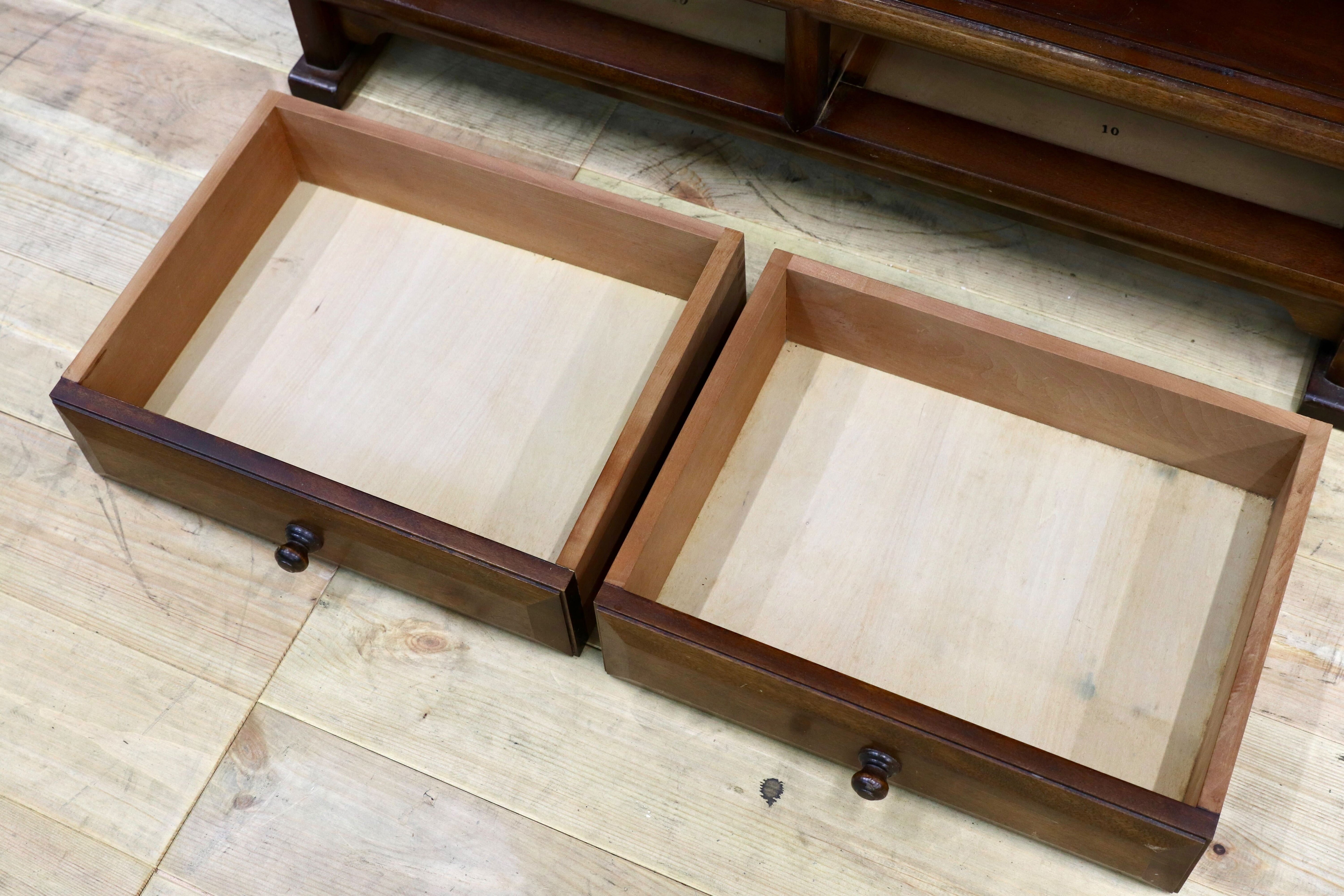 GMIS19○九州民芸家具 茶棚 飾り棚 サイドボード リビングボード ミズメザクラ 無垢材 クズ布 和家具 和モダン アンティーク 検)松本民芸