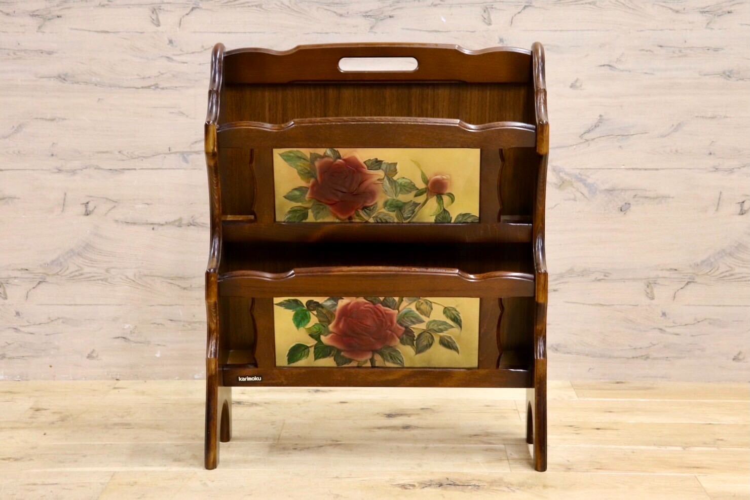 GMIS448○karimoku カリモク マガジンラック 2段ラック 薔薇 インテリア クラシカル レトロ ヴィンテージ 木製家具 国産家具