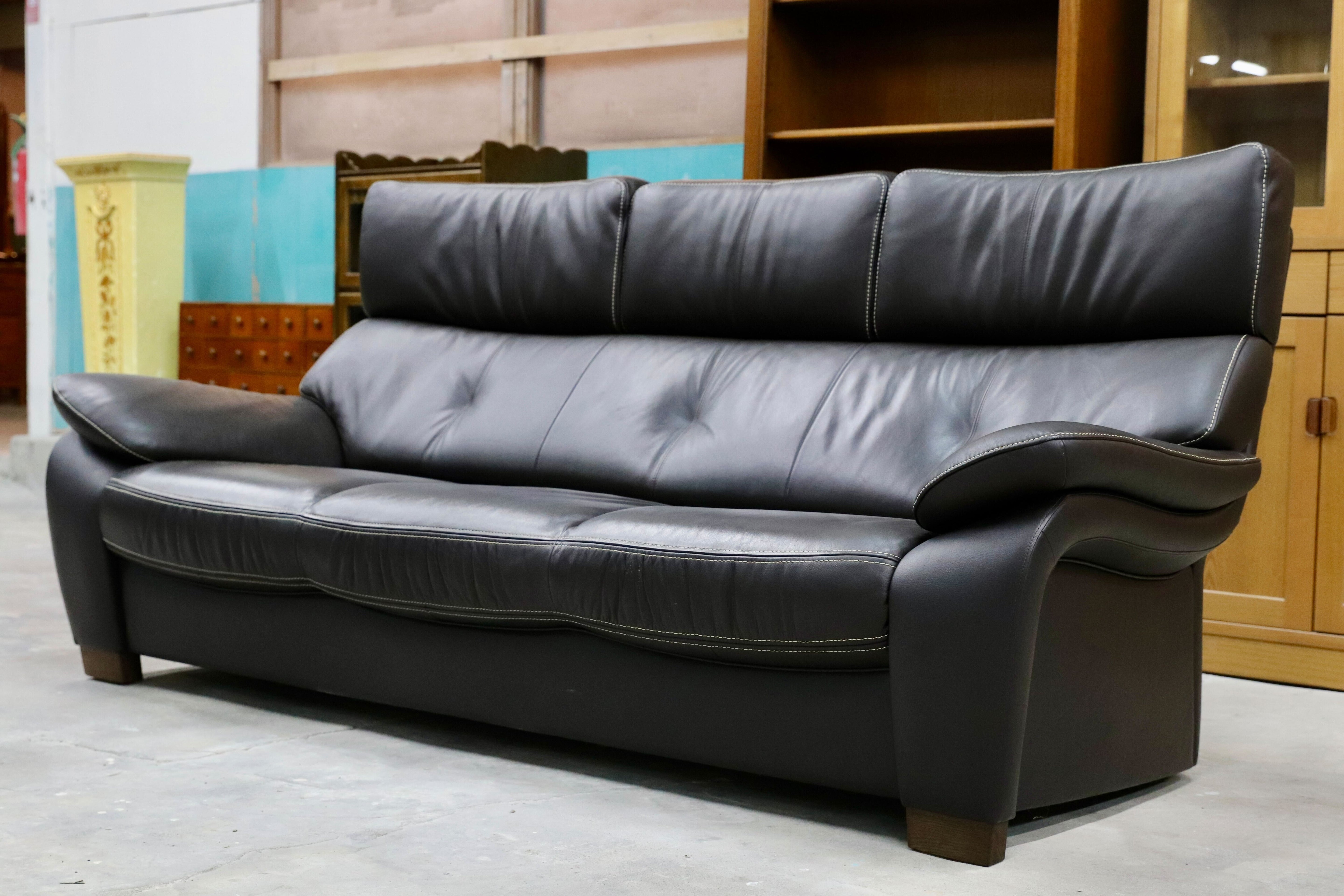 GMIK62○karimoku / カリモク ZT73 3人掛けソファ トリプルソファ 長椅子 本革 レザー 国産家具 定価約39.4万