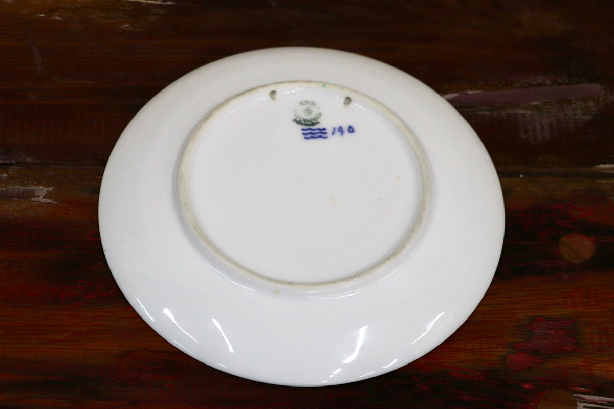 GMJO136K〇ROYAL COPENHAGEN / ロイヤルコペンハーゲン イヤープレート 1928年版 昭和3年 教会へ向かう牧師の家族 陶磁器 飾り皿