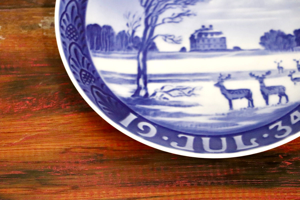 GMJO136L〇ROYAL COPENHAGEN / ロイヤルコペンハーゲン 1934年 イヤープレート 一軒家 オルフ・イェンセン エルミタージュ城 デンマーク製
