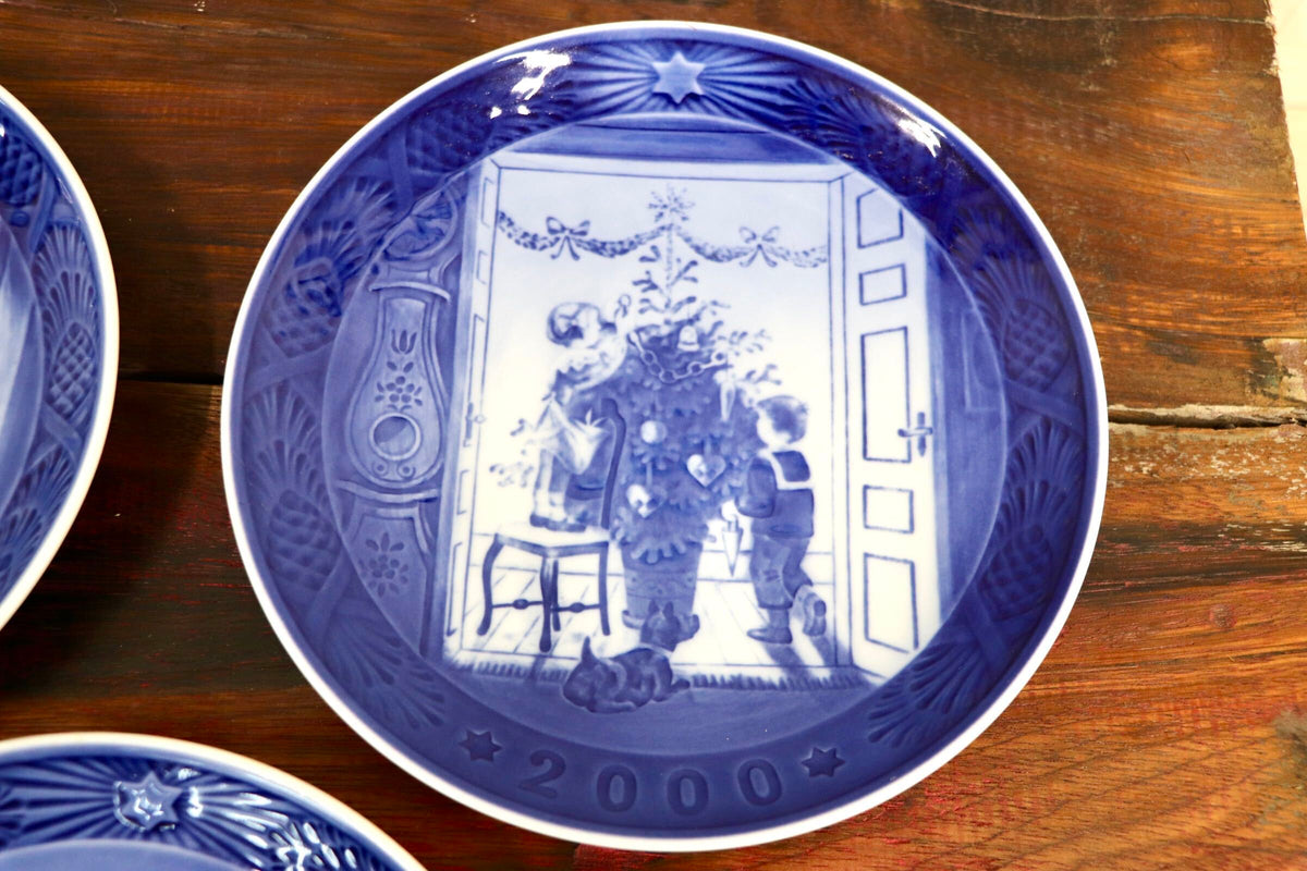 GMJO136M〇ROYAL COPENHAGEN / ロイヤルコペンハーゲン イヤープレート 3枚セット 1980年 1981年 2000年 クリスマスプレート デンマーク製