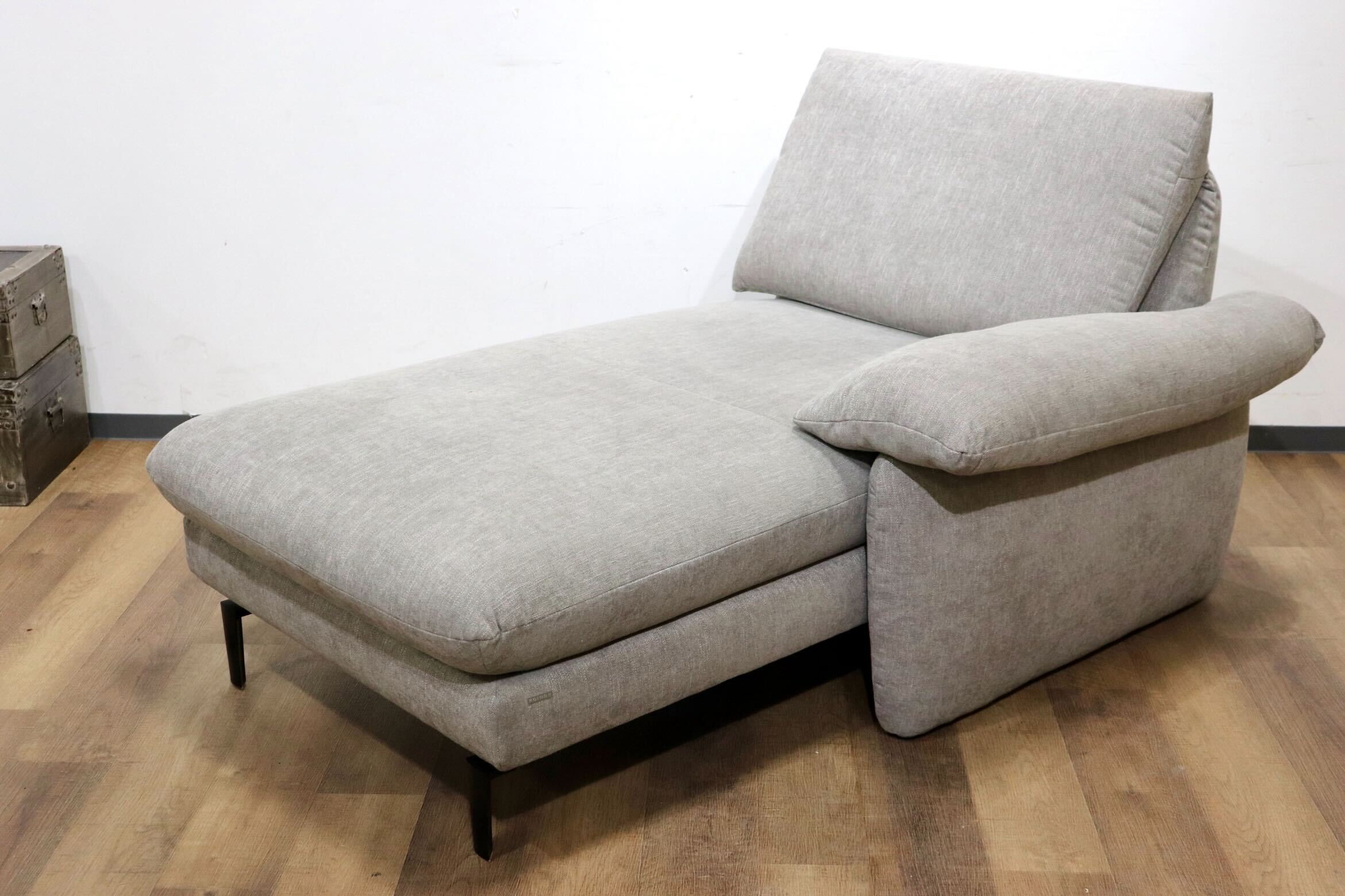 GMHN271○KOINOR / コイノール カウチソファ 左アーム シェーズロング 1人掛けソファ 長椅子 ファブリック グレー ドイツ製 最高級 展示品