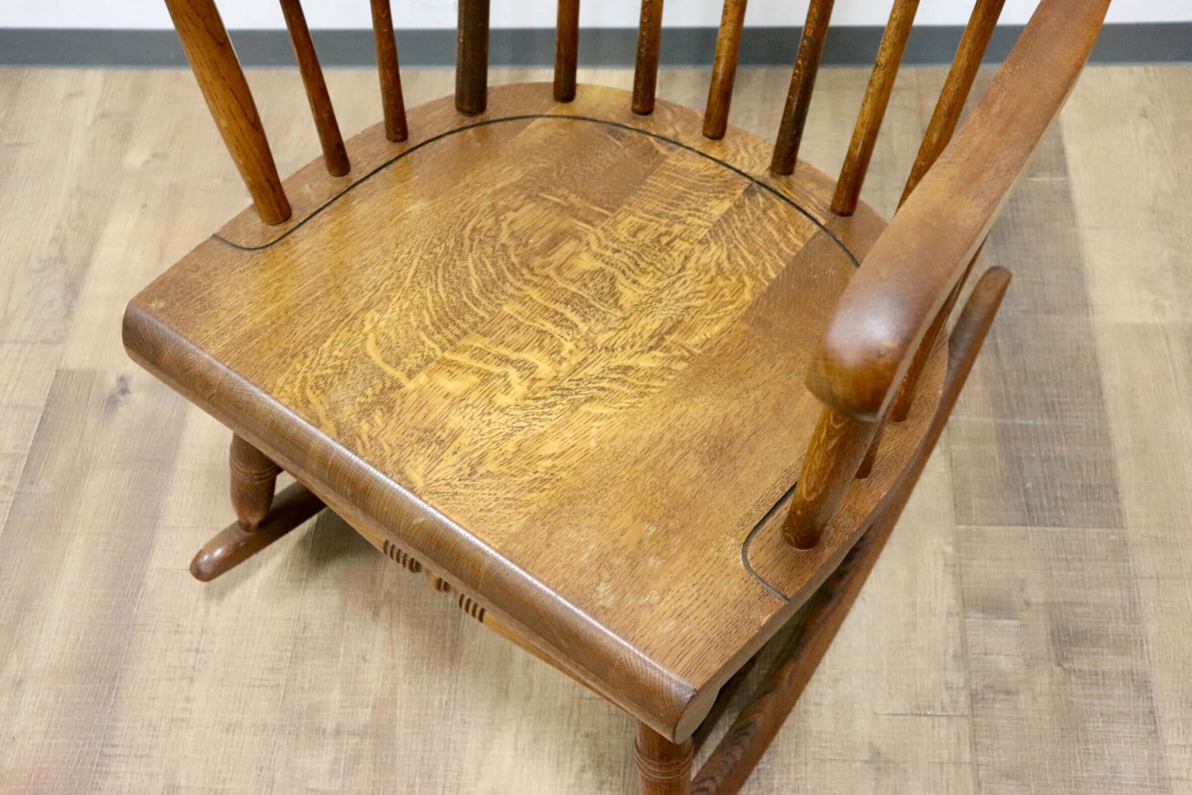 GMGS259○飛騨産業 / HIDA キツツキ ロッキングチェア 揺り椅子 レトロ カントリー ノスタルジック カントリー 古民家 椅子 飛騨家具