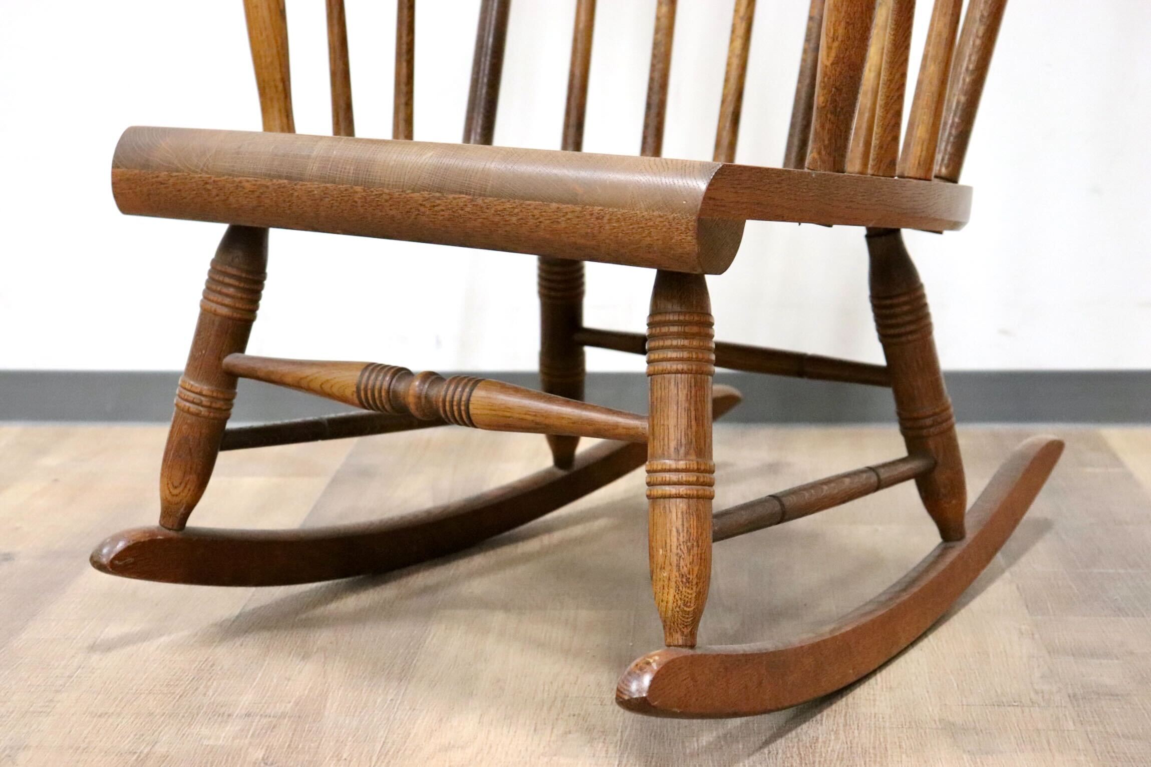 GMGS259○飛騨産業 / HIDA キツツキ ロッキングチェア 揺り椅子 レトロ カントリー ノスタルジック カントリー 古民家 椅子 飛騨家具