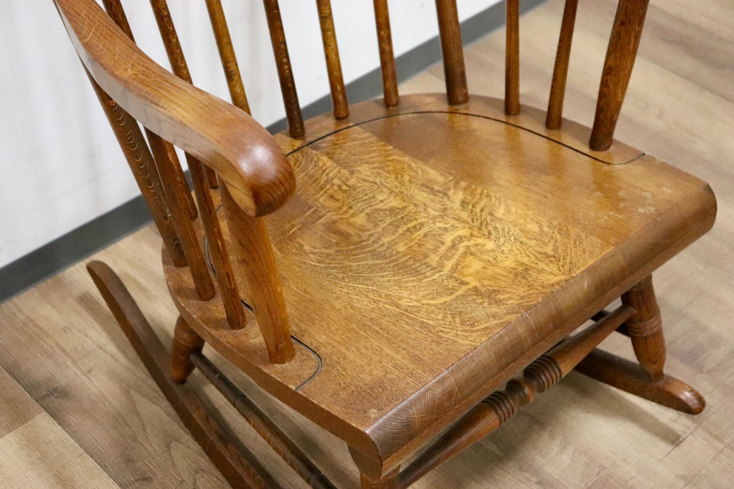 GMGS259○飛騨産業 / HIDA キツツキ ロッキングチェア 揺り椅子 レトロ カントリー ノスタルジック カントリー 古民家 椅子 飛騨家具