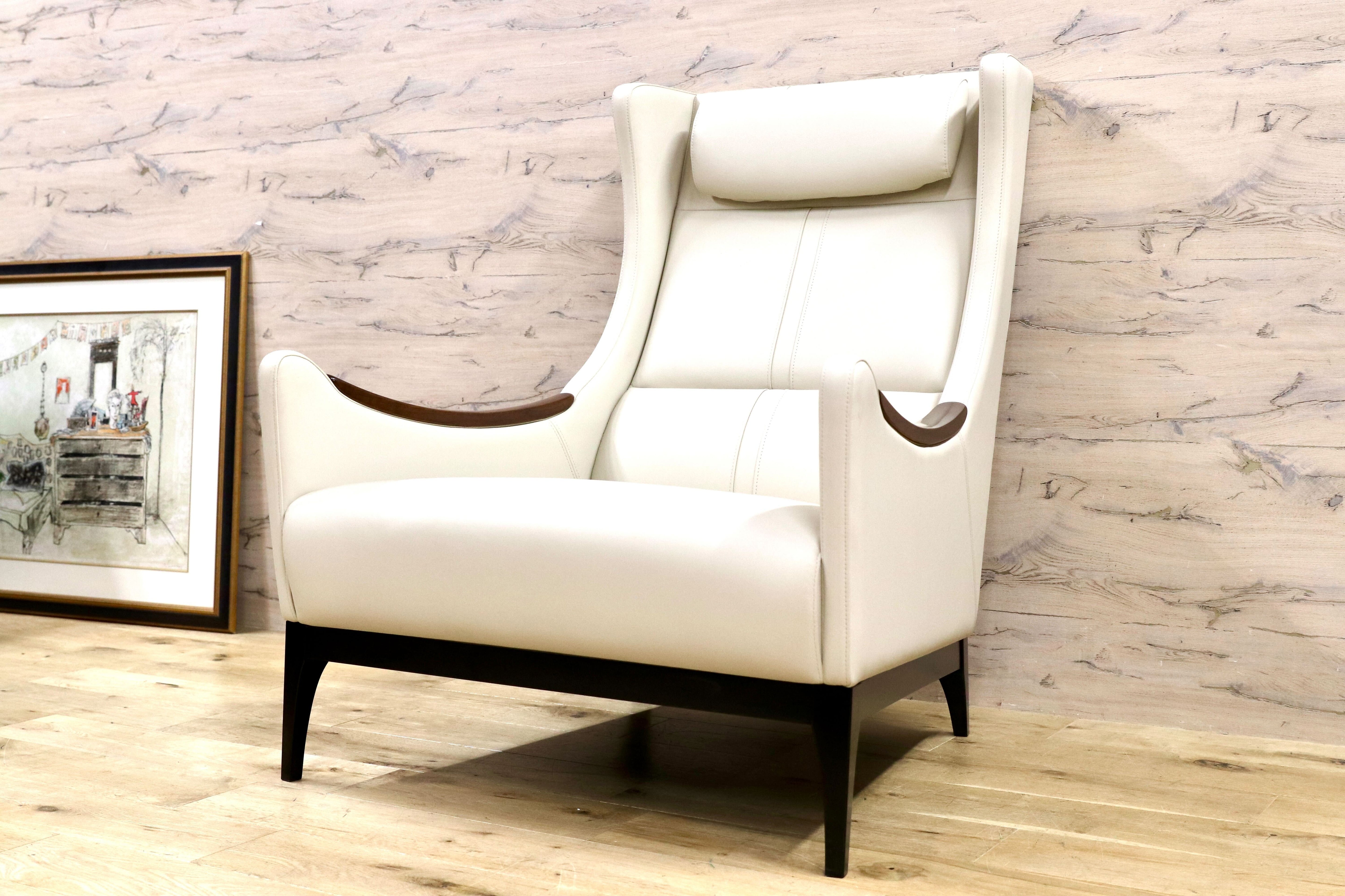 GMGF137A○モリシゲ / MORISHIGE レストキャビン アームチェア シングルソファ ラウンジチェア 白 本革 定価34.5万 ショールーム展示品